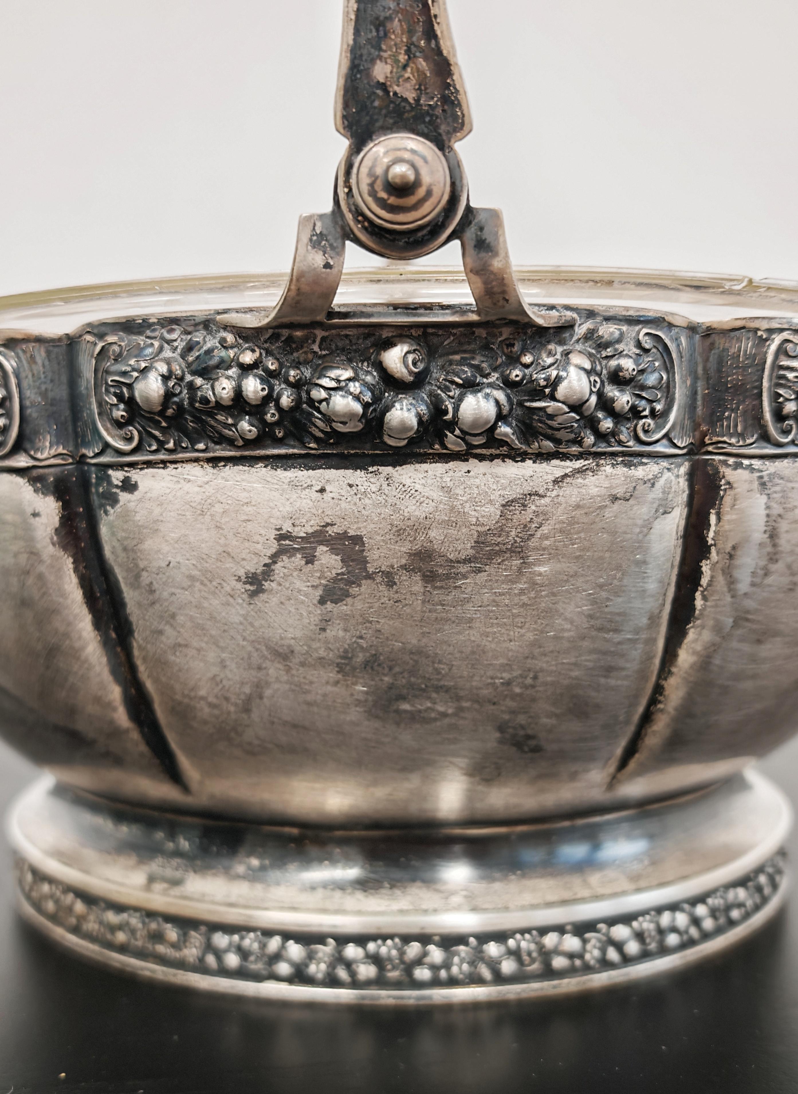 Art Nouveau Antico Centeriece d'argento - Cestino con ciotola di cristallo, Germania, 1900 in vendita