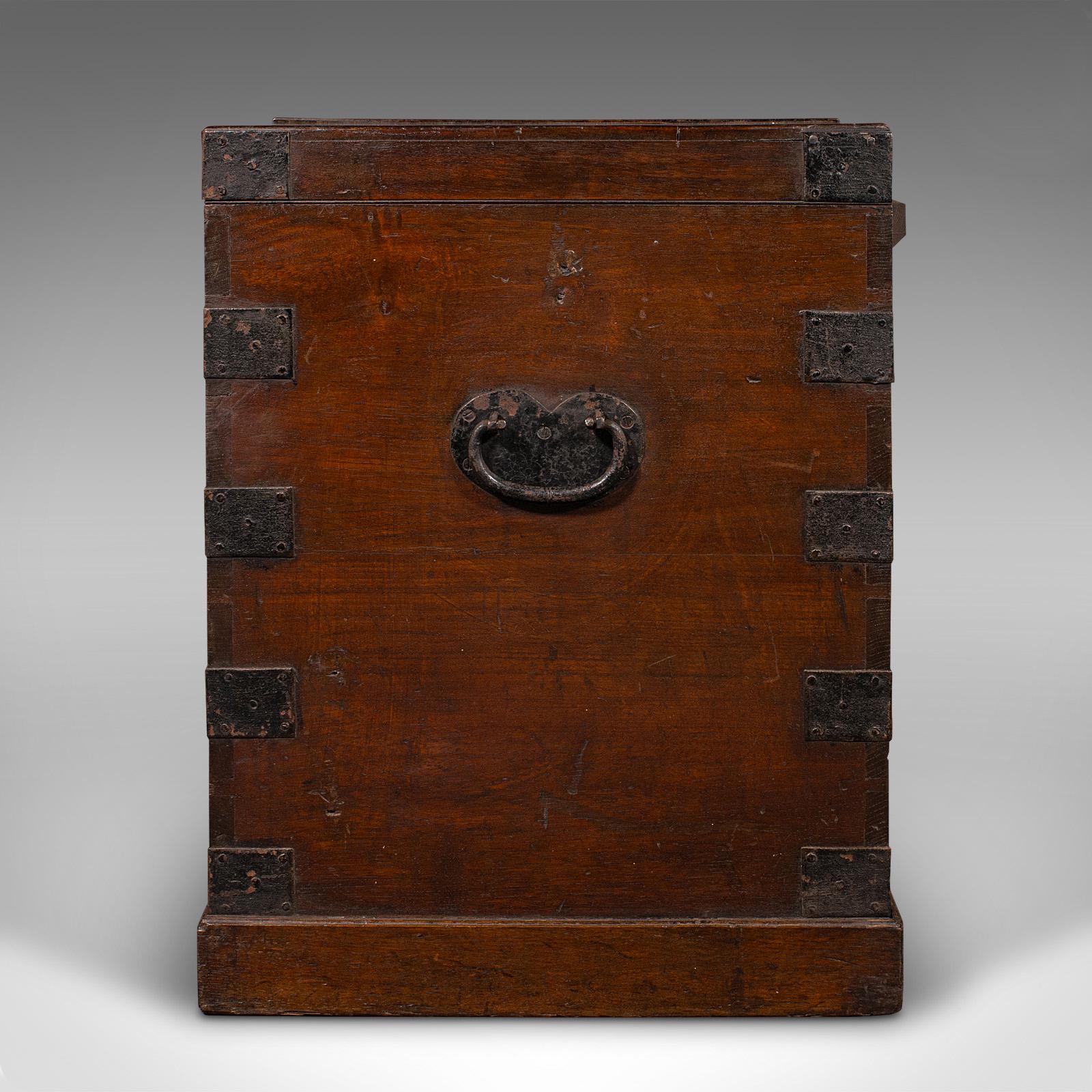 Antique Silver Chest, English, Oak, Iron Bound, Lined Storage Trunk, Georgian For Sale 2