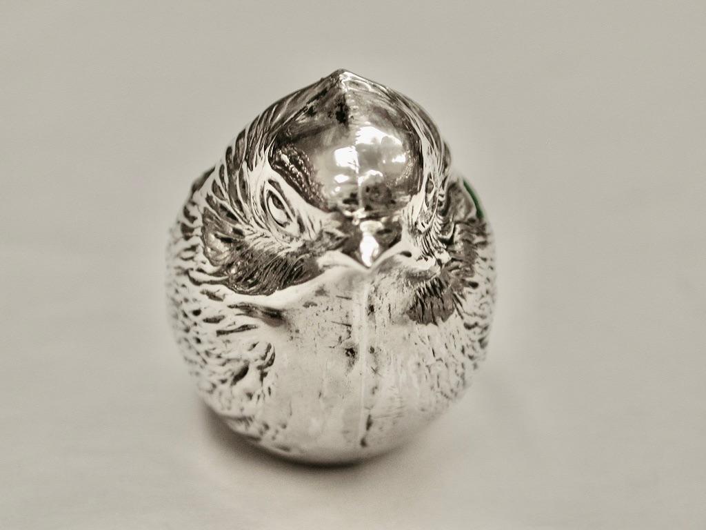 Antique Silver Chick Pin cushion, Samson Mordan & Co, Chester, 1910
This is a fine example of Samson Mordan's wide range of novelty animal pin
cushions, which was their speciality. It is weighted inside the base so that it always remains