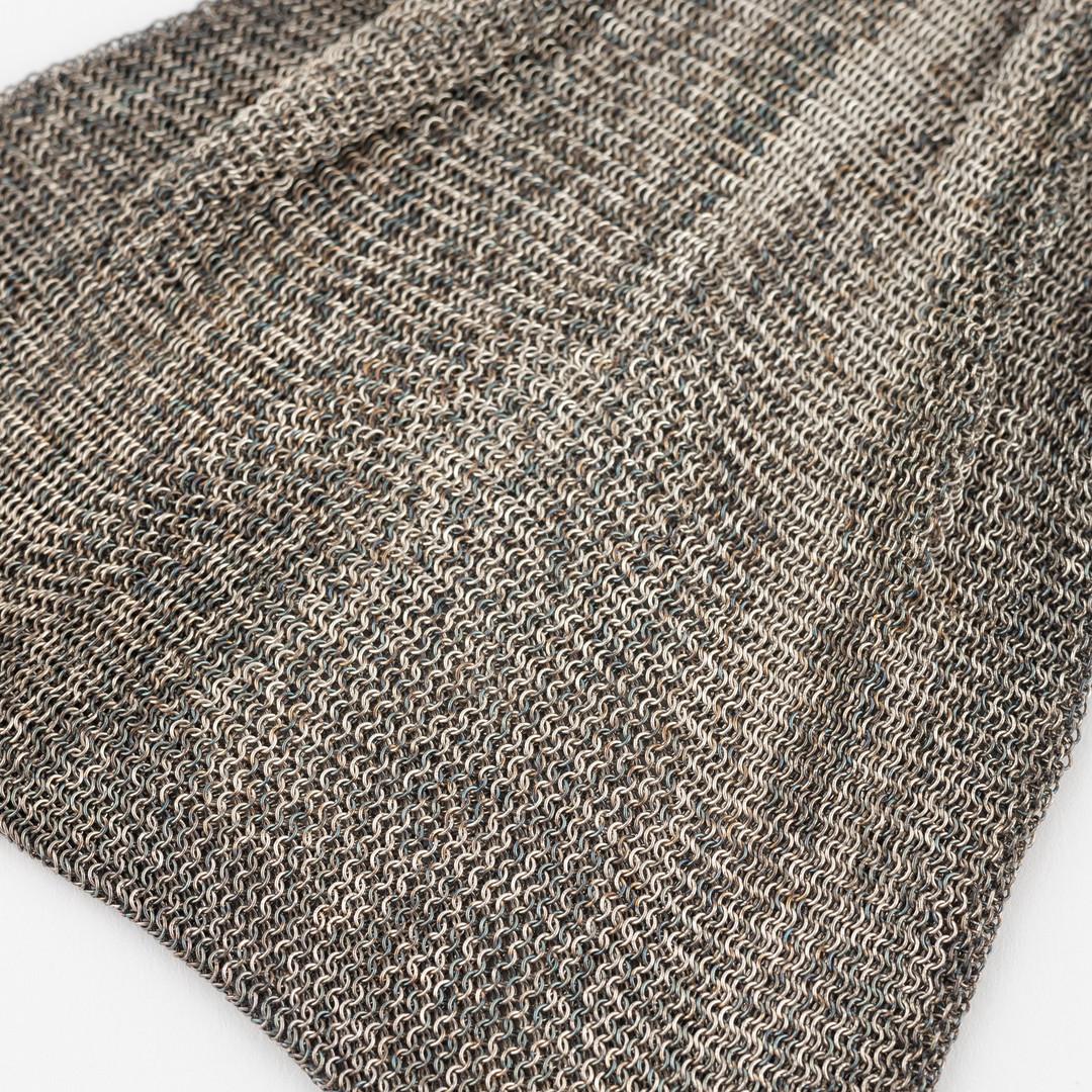 Art Déco 1924 Bolso de noche para señora con cadena de malla de plata de ley

Se trata de una exquisita cadena de malla para señoras  Bolso de plata de ley de la época Art Déco. 
Su clásico diseño femenino está marcado para Londres 1924, con los