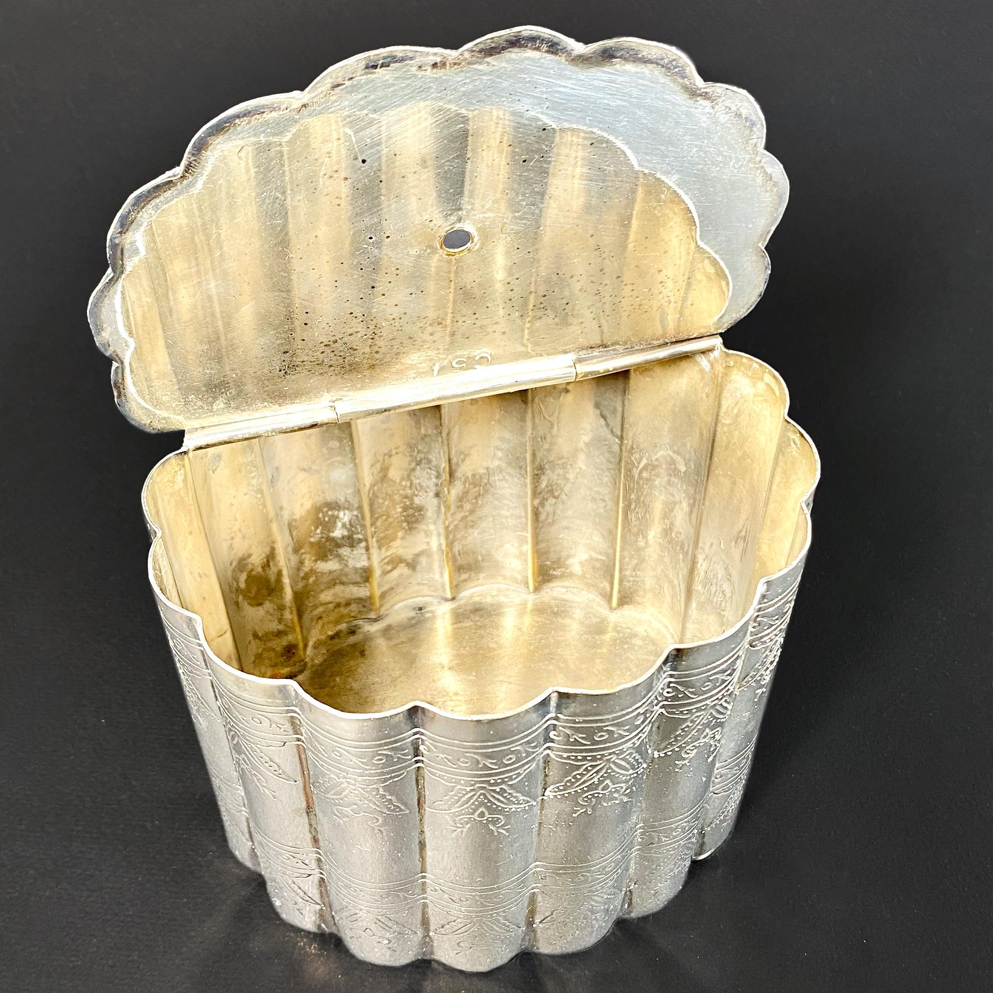 Antique Silver Container from the 1910s with Intricate Details For Sale 1