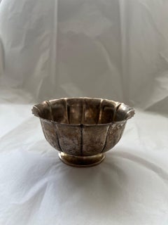 Ensemble de tasses en argent antique et galets de décoration classique vintage pour la cuisine