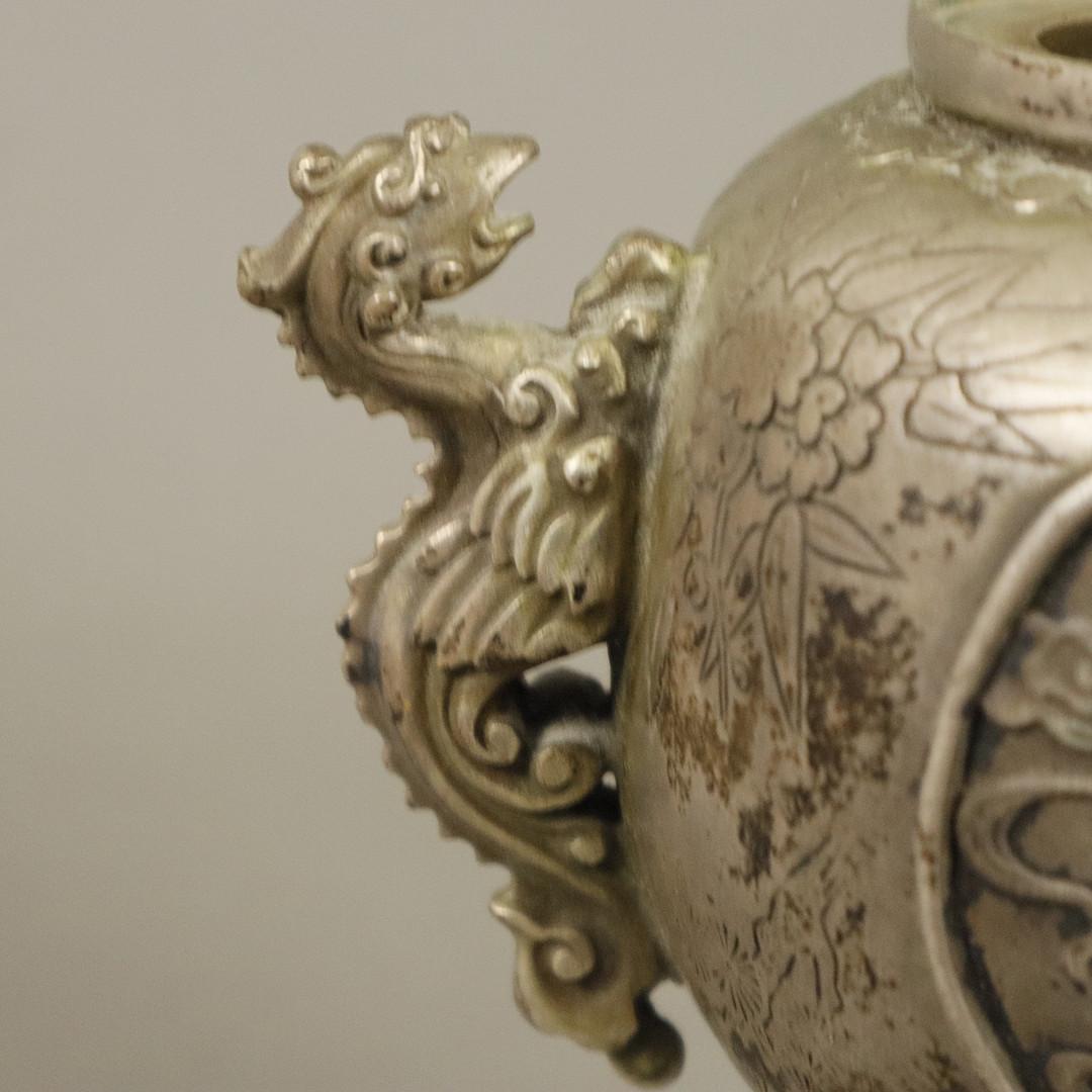 Taza de plata antigua TAPA KORO JAPONESA - Taza grabada con esmalteSiglo XX Tallado en venta