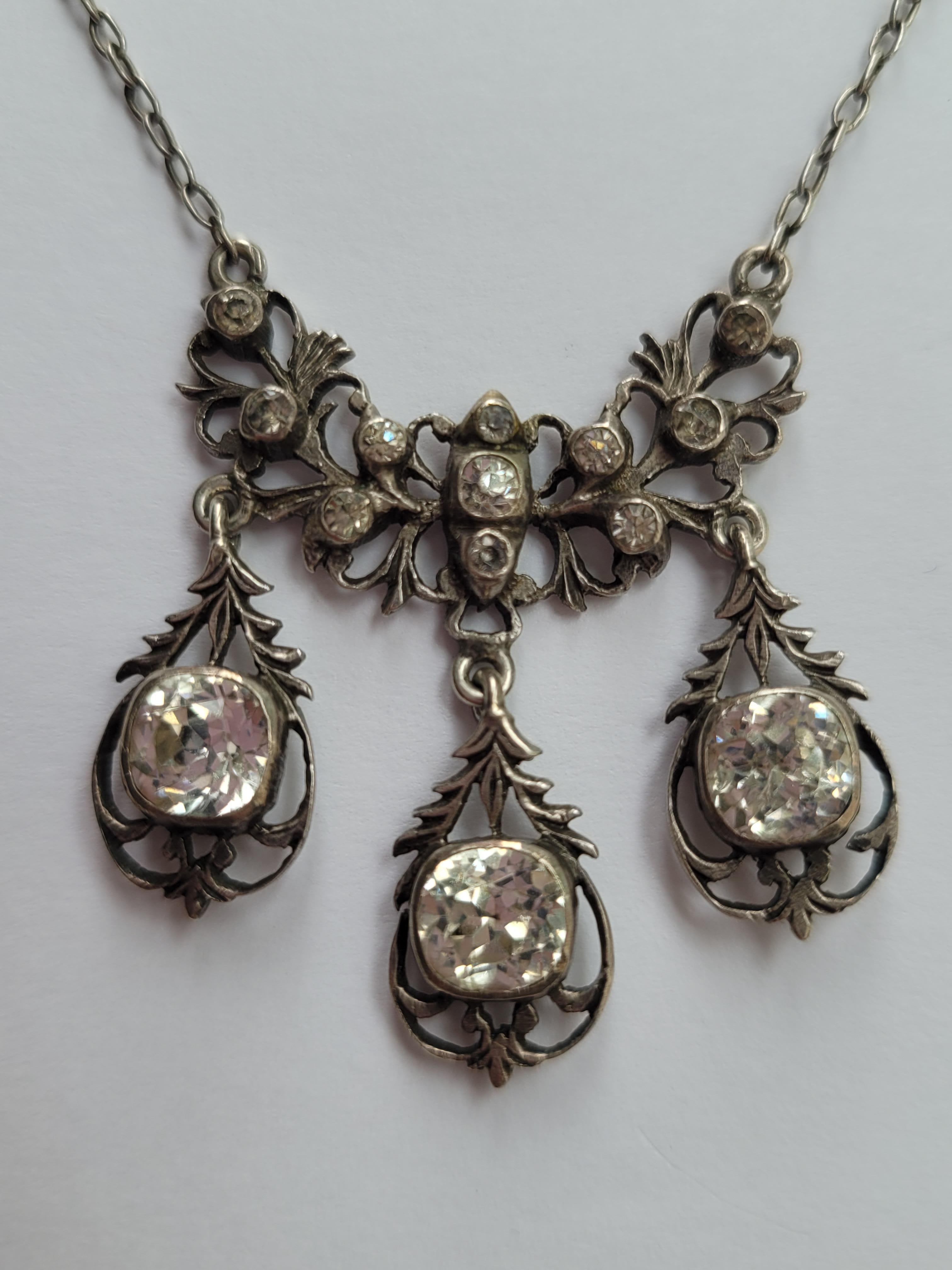 Antique Silver Cushion Paste Three Drop necklace For Sale 1