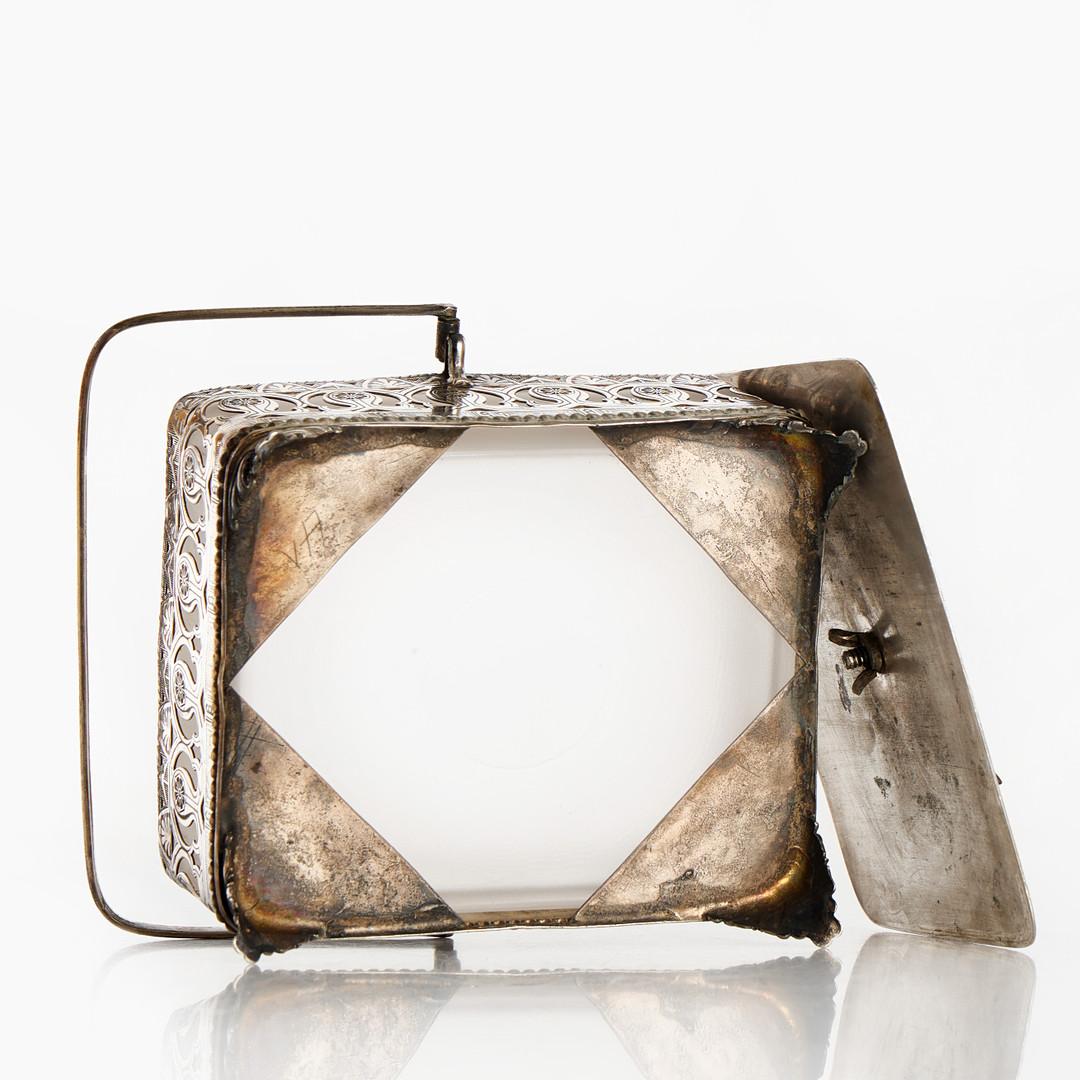 Caja decorativa de plata antigua para caviar, tarro de cristal HERRING y asa de pez Español
