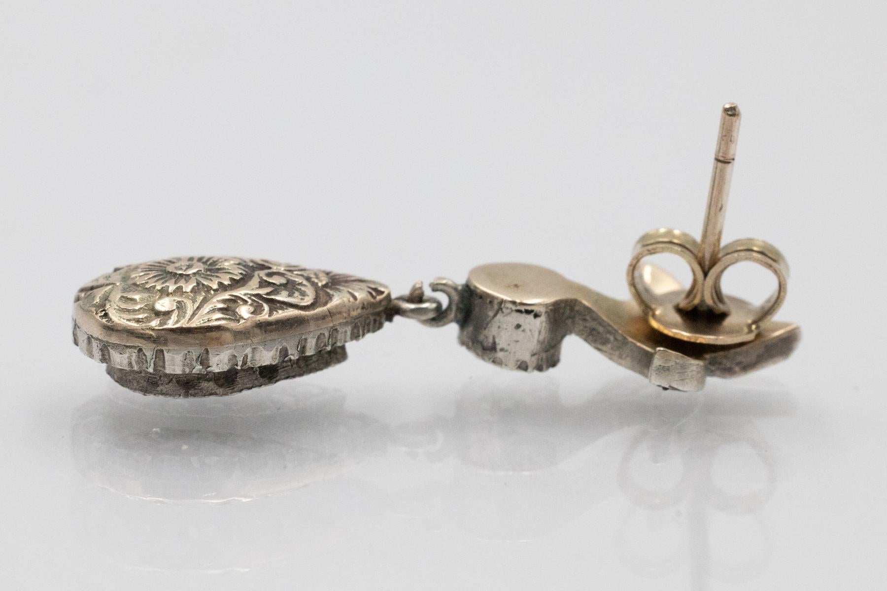 Antike Silberohrringe mit Diamantrosetten, Ende 19. Jahrhundert im Angebot 1