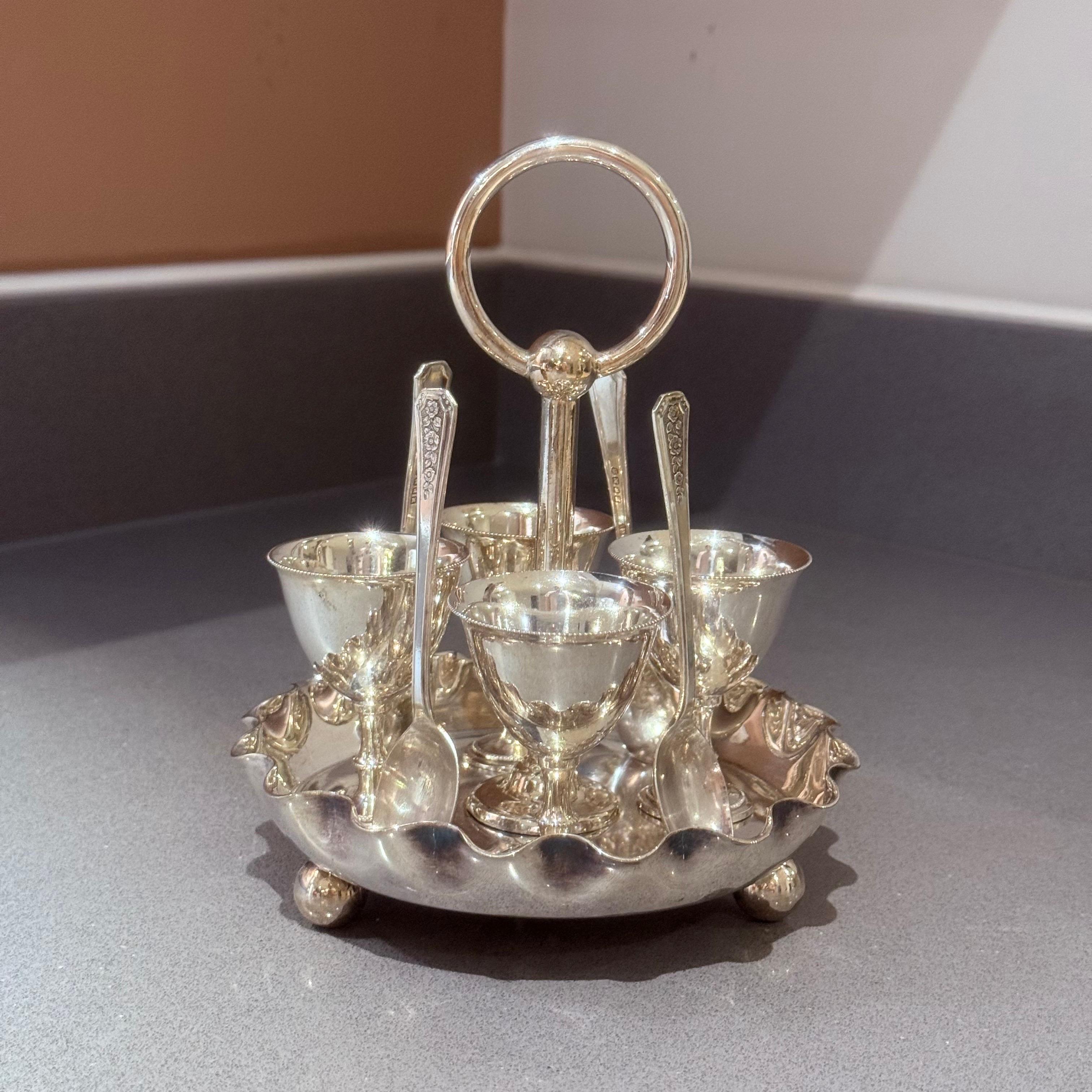 Antique Silver Egg Coddler Stand Holder set of 4 Egg Holder with 4 Silver Spoons For Sale 7