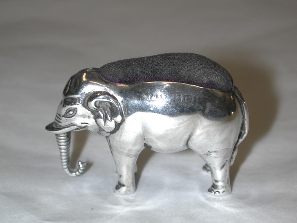 Antique silver elephant pin cushion, dated 1908, Adie and Lovekin, Birmingham
Fine example with of an antique pin cushion with good detail
Adie and Lovekin were renowned for making novelty pieces of silver at this time.