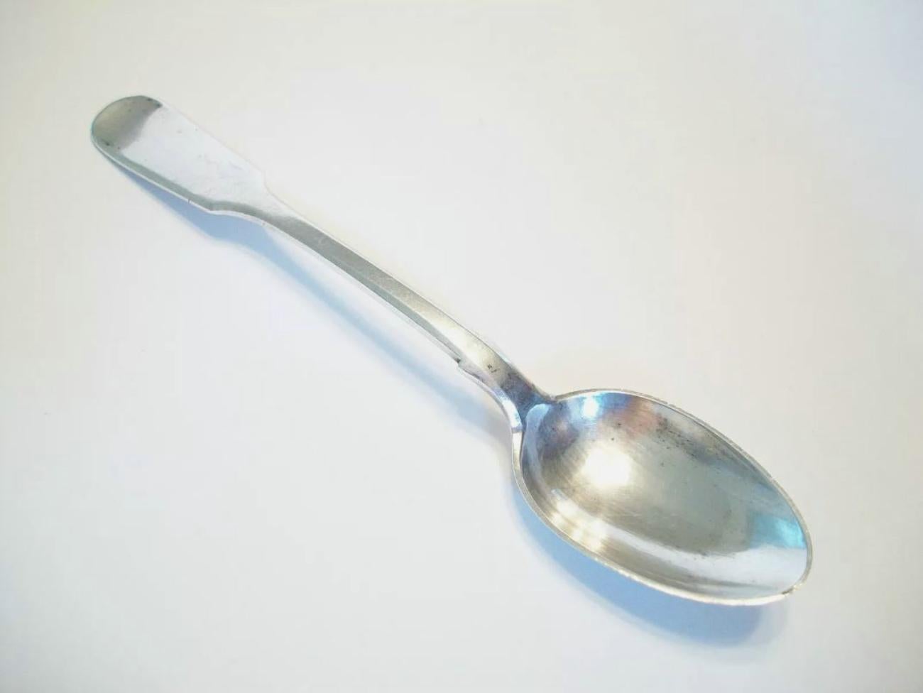 Georgiano Antico cucchiaio da tè/dessert in argento con 