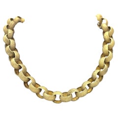 Collana a catena A Link in argento antico dorato.