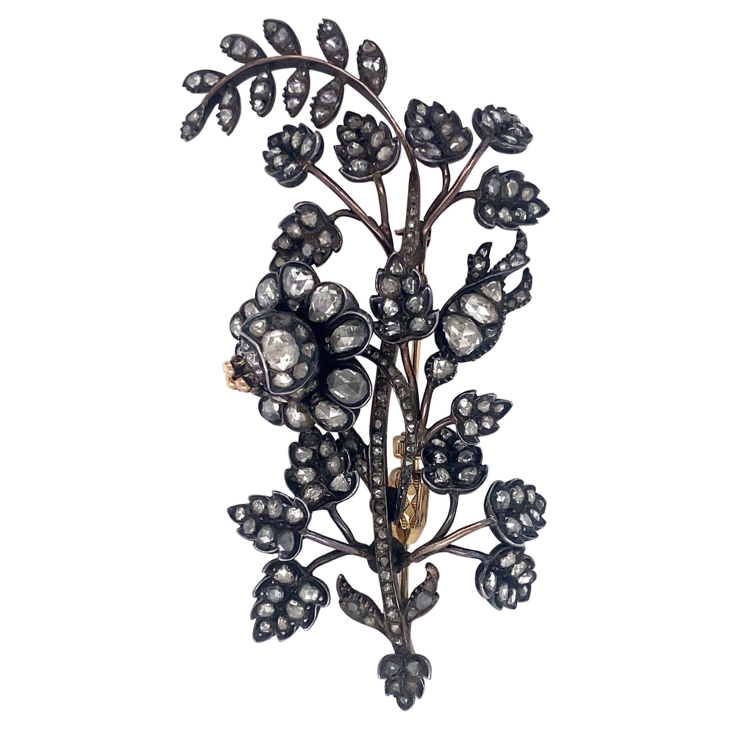 Broche antiguo de plata, oro y diamantes