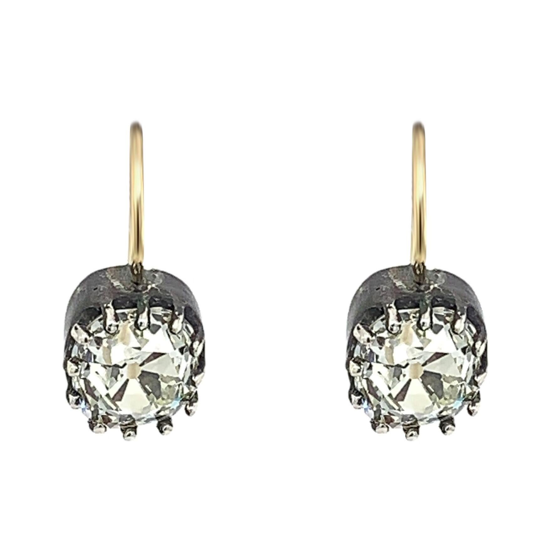 Boucles d'oreilles anciennes en argent et or avec diamants en vente 2