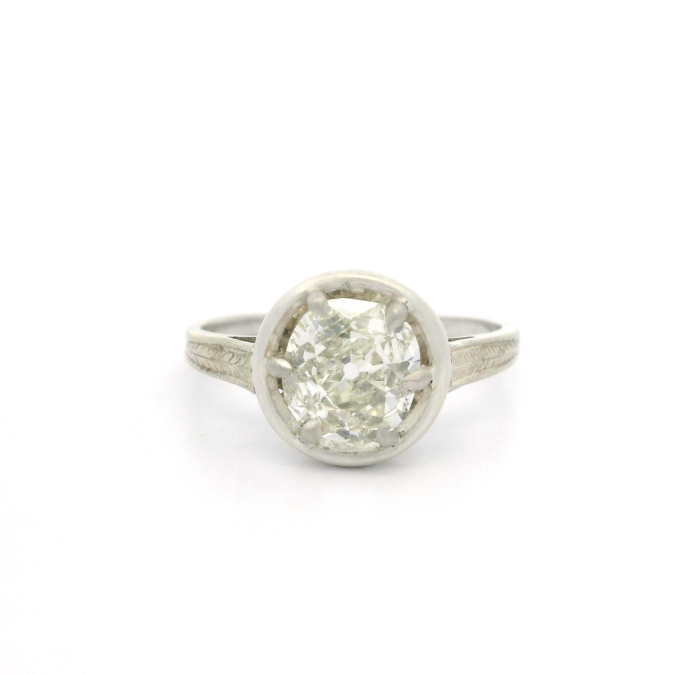 Plata Antigua Oro GIA 1.18ct Diamante de Mina Antigua Solitario Anillo Grabado Flotante en venta 6