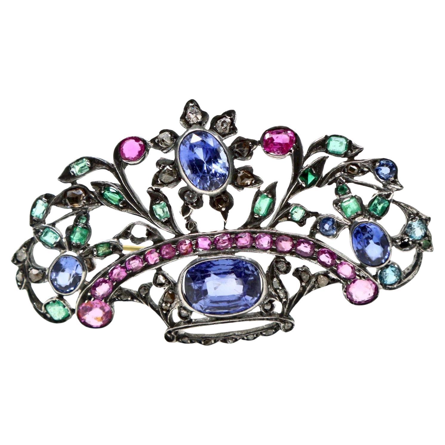 Spilla antica in argento e oro con più pietre preziose