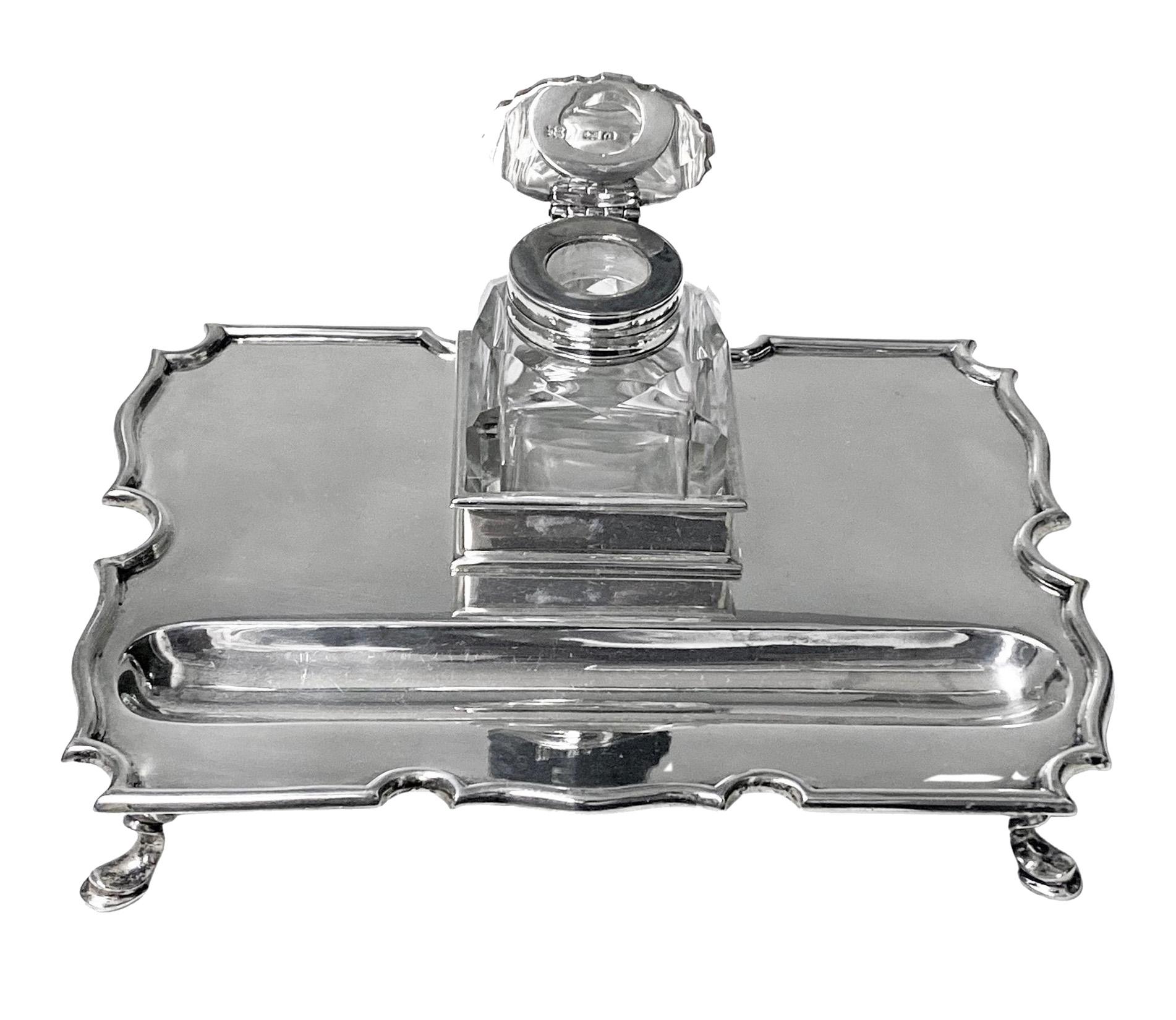 Georgian Antique Silver Inkstand Inkwell, London 1899 Goldsmiths and Silversmiths Co For Sale
