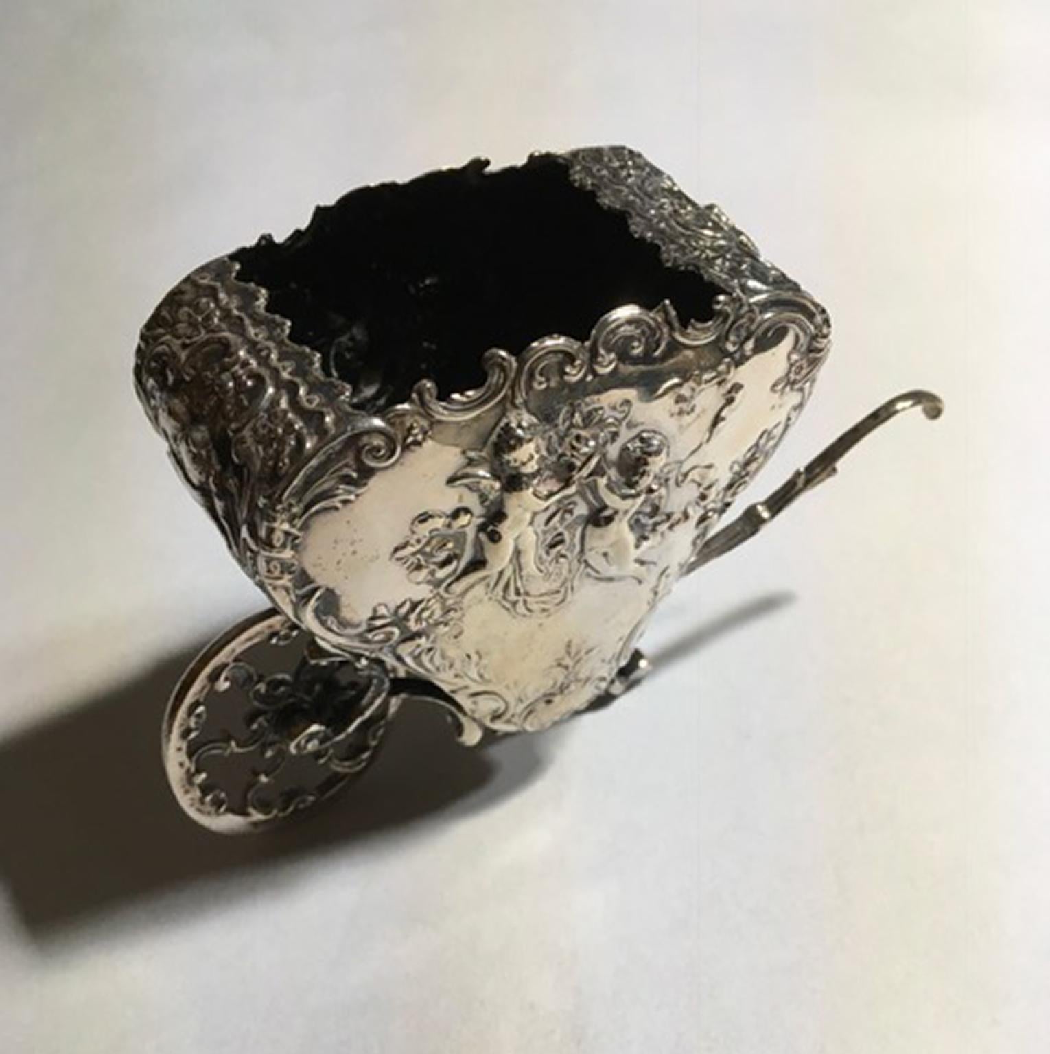 Italy Late 19th Century Sterling Silver Box Baroque Little Love Cart For Sale 6