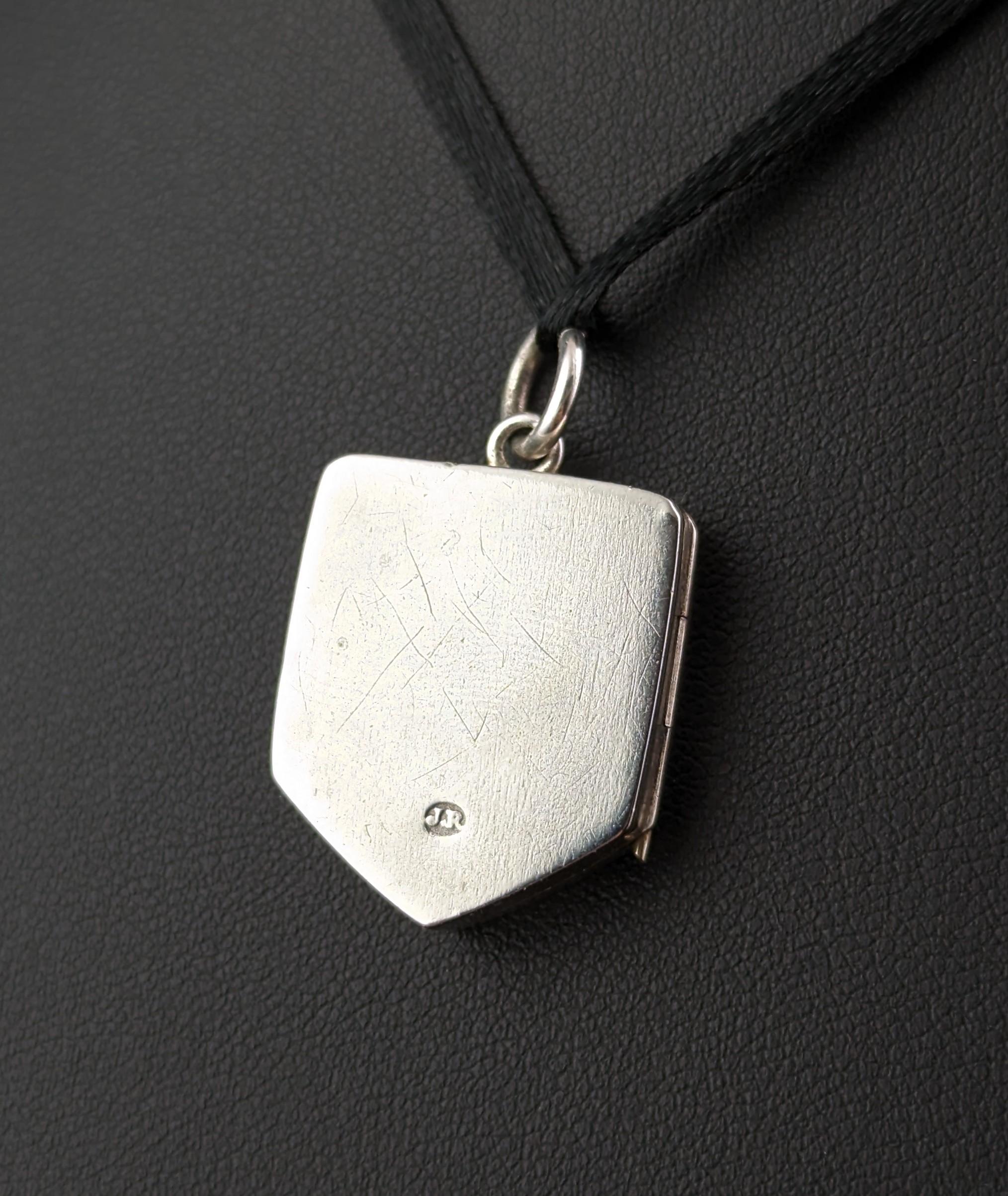 Aesthetic Movement Antique Silver Locket Pendant, Leaf Engraved, Shield Shaped For Sale