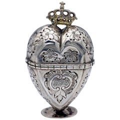 Antique Silver Lovetoken Heart Crown Box