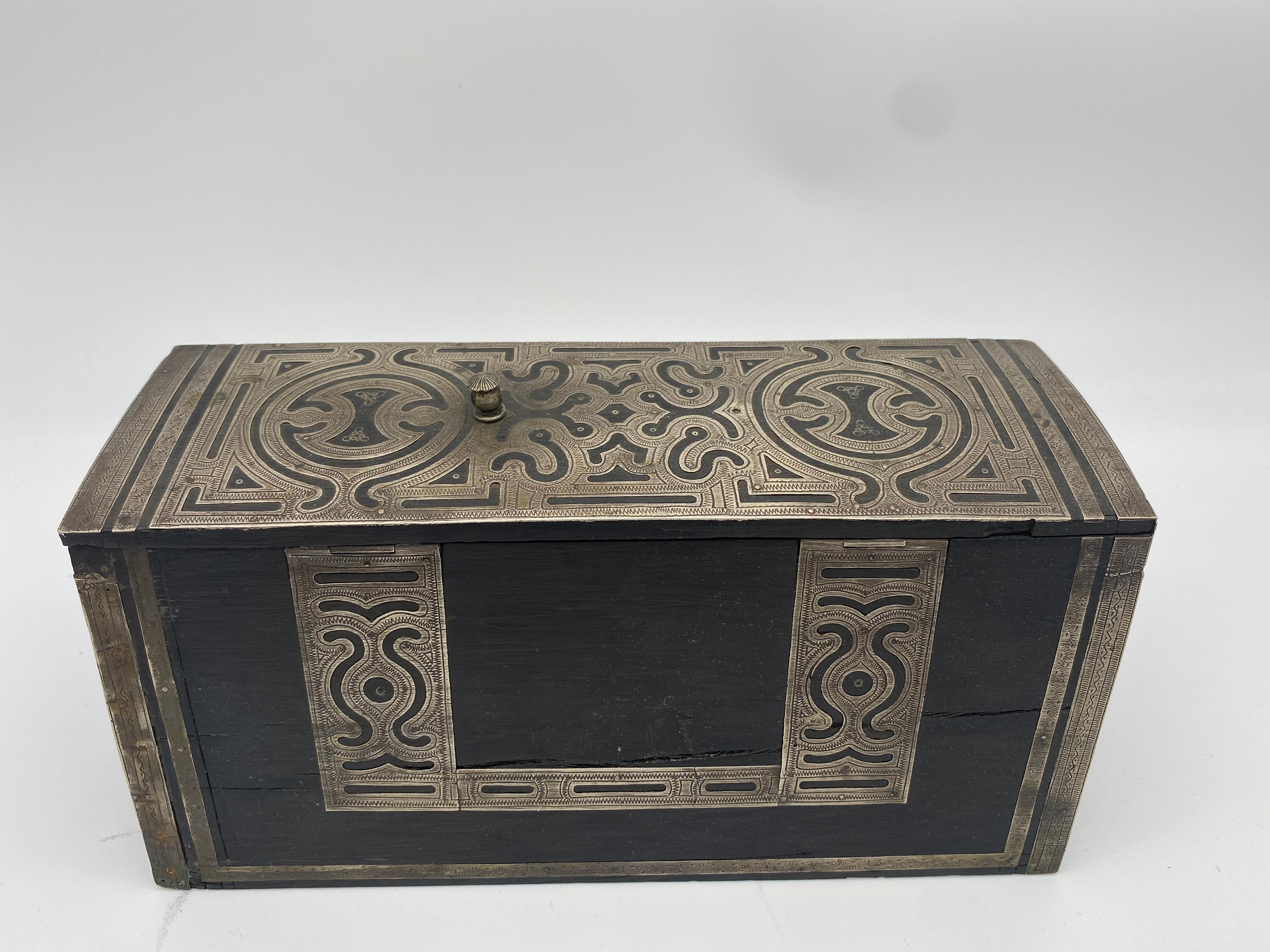 19th Century Antique Silver Outer Layer Wood Box For Sale