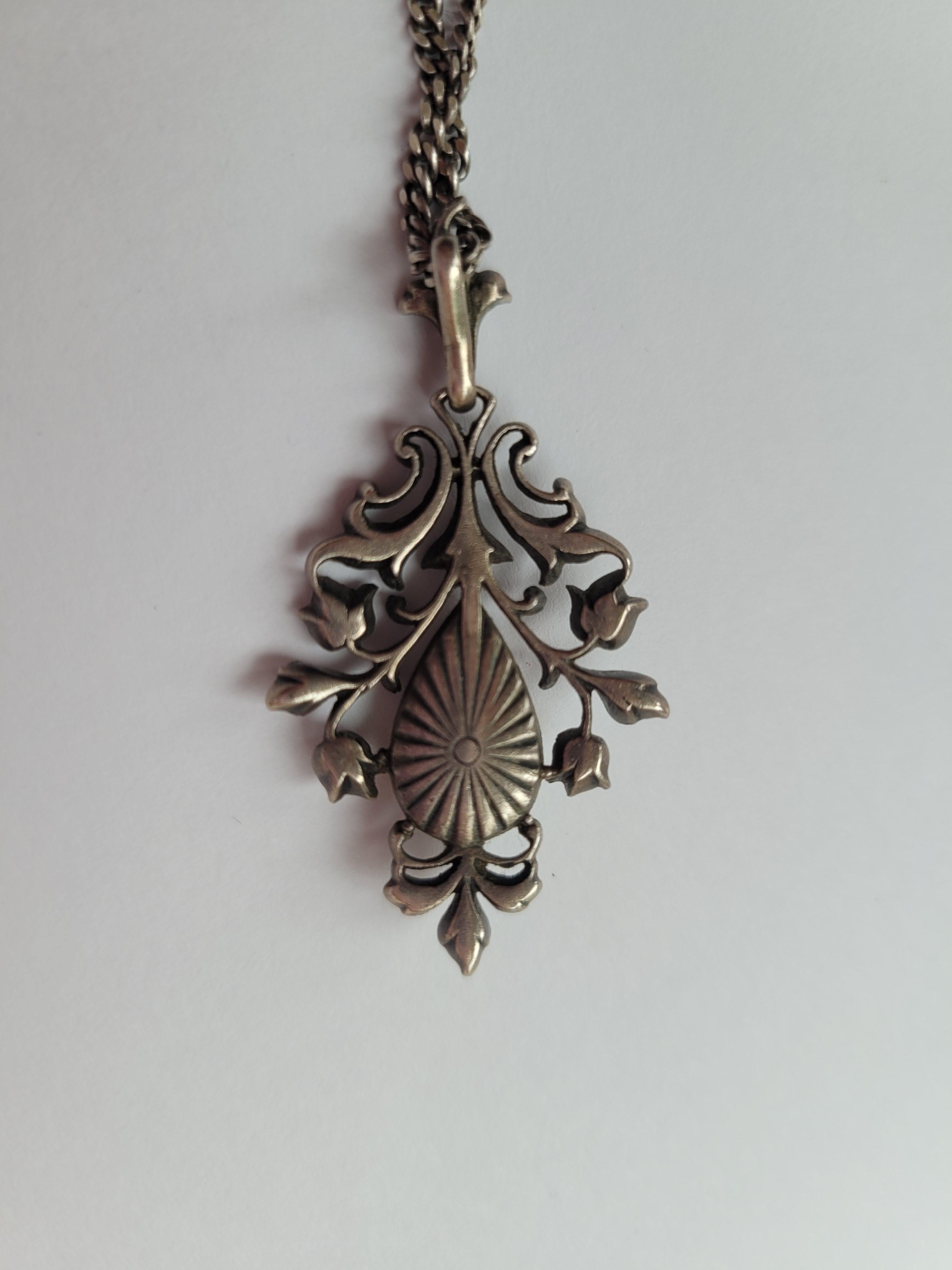Antique Silver Paste Drop pendant necklace For Sale 1
