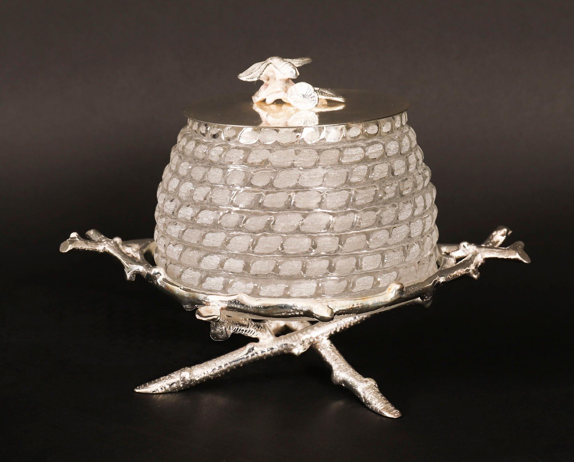 Antique Silver Plate & Cut Glass Honey Jar on Stand 20th Century en venta 8