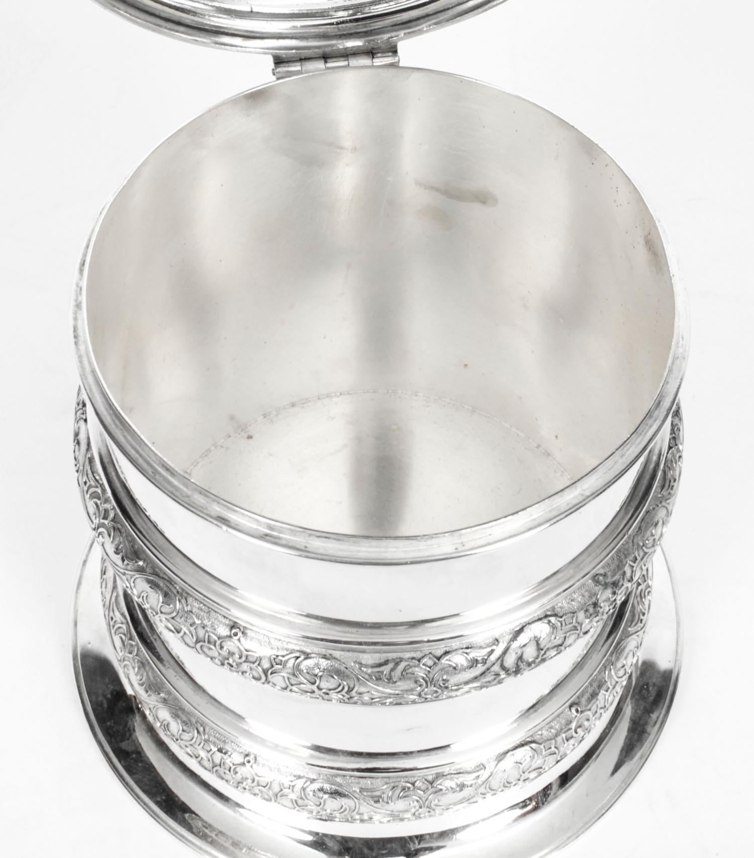 Boîte à biscuits à tambour en métal argenté antique Elkington & Co, 19ème siècle en vente 6
