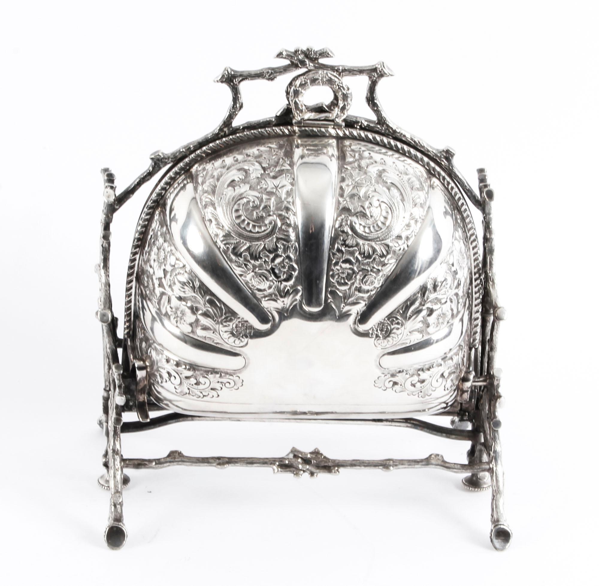 This is a truly superb and highly decorative antique Victorian silver plated folding biscuit box, circa 1895 in date.

This splendid biscuit box was superbly executed by the renowned silversmiths, The Alexander Clark Manufacturing, London, in