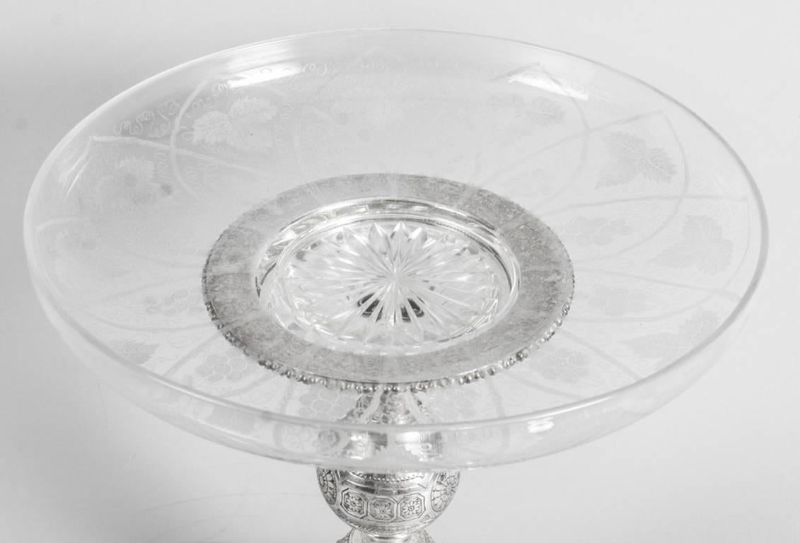 Mid-19th Century Antique Silver Plated and Engraved Glass Comport Centrepiece, 19th Century For Sale