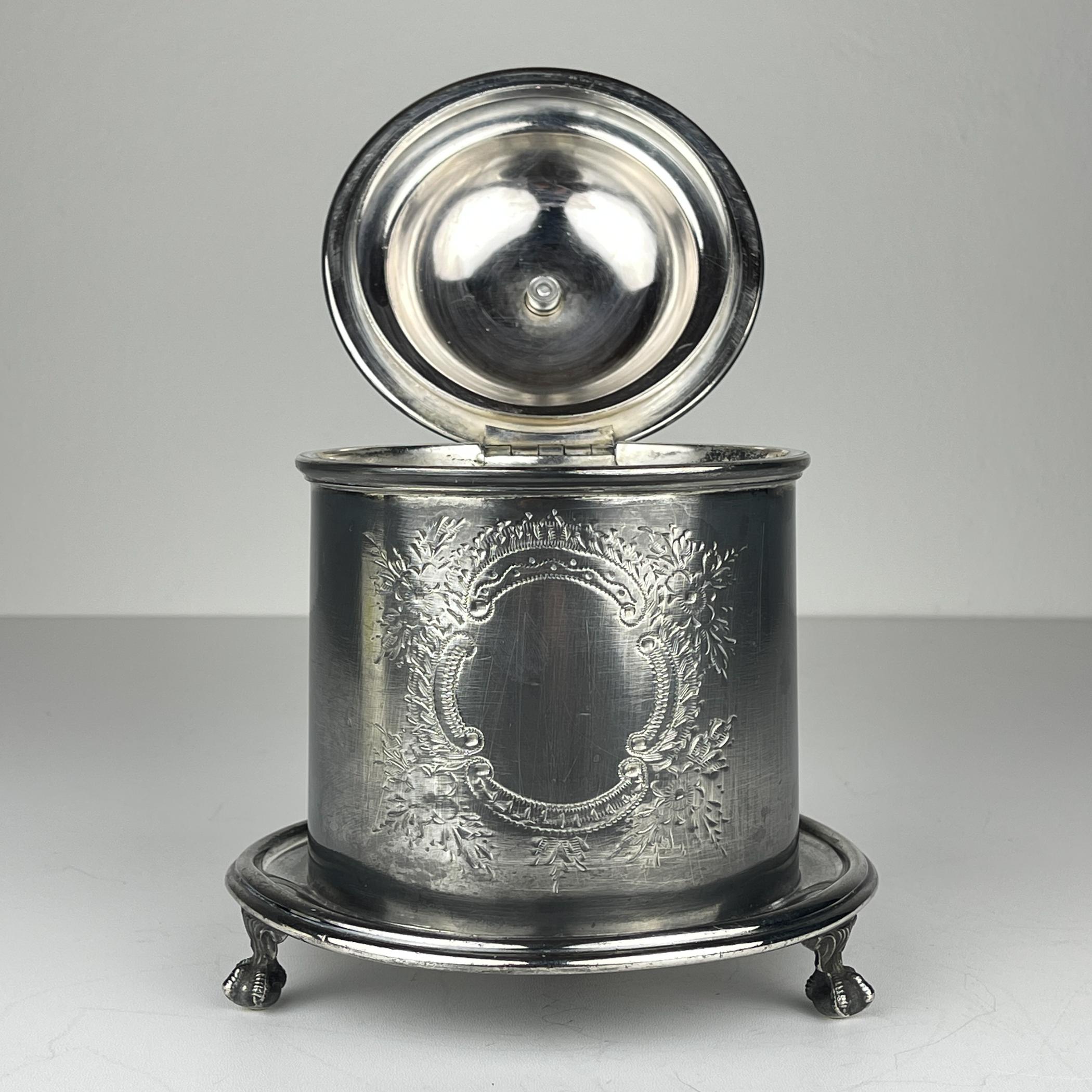 Antiguo galletero plateado de James Deakin & Sons, Sheffield, Inglaterra1890 en venta 3