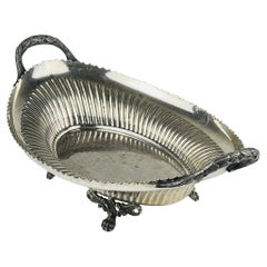 Antique Silver Plated Bread Basket /Fruit Dish By Walker & Hall, England, 1890s