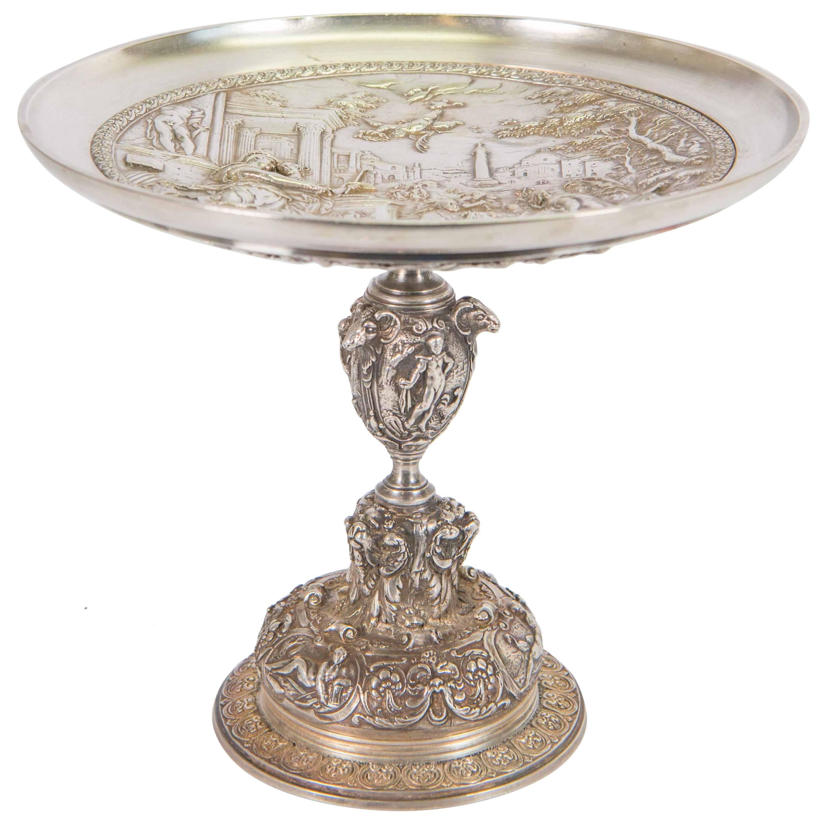 Antique Silver Plated Bronze Tazza with Nice Quality Figurines