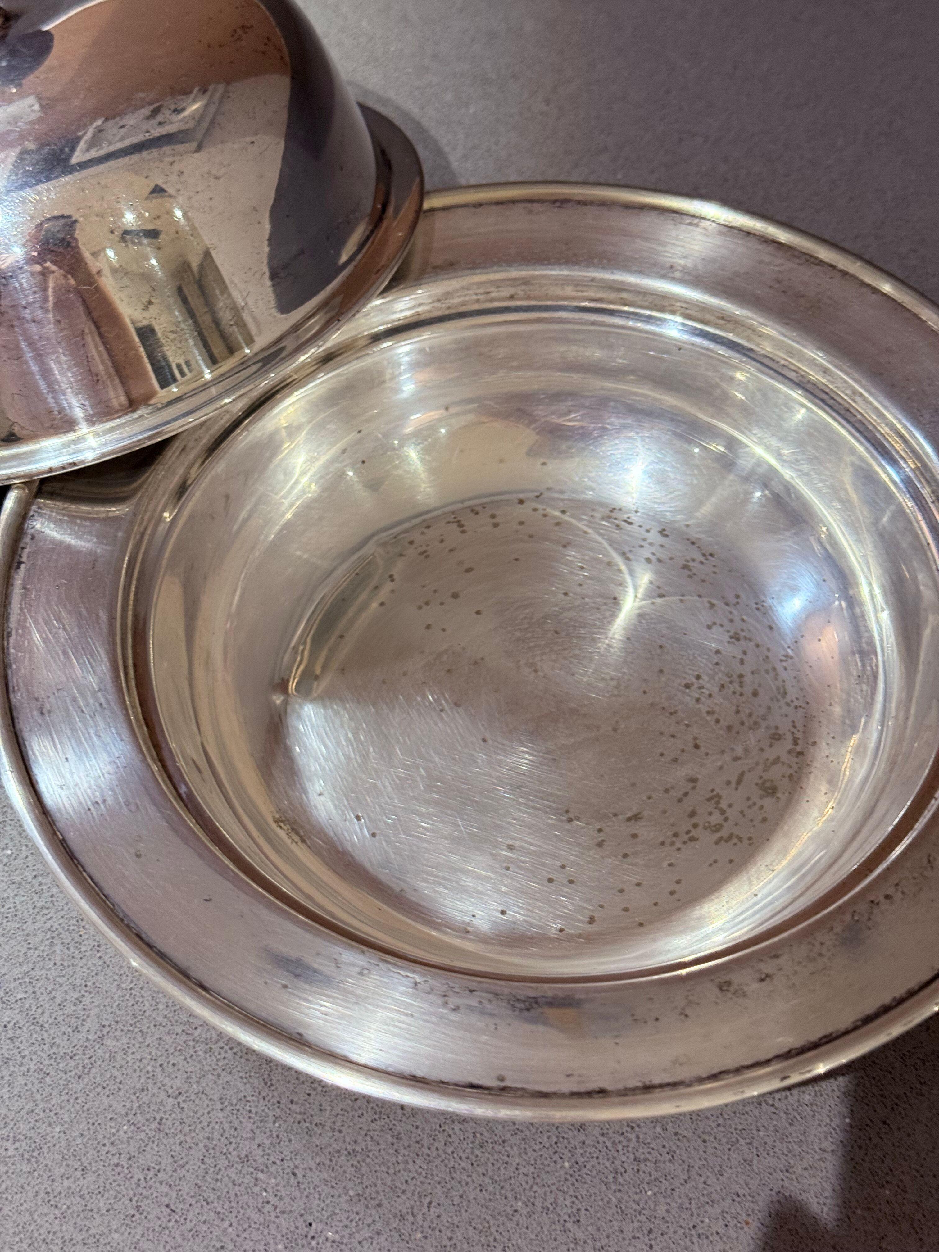Carved Antique Silver-Plated Butter Dish with Wooden Knob, Caviar Dish Tableware Home For Sale
