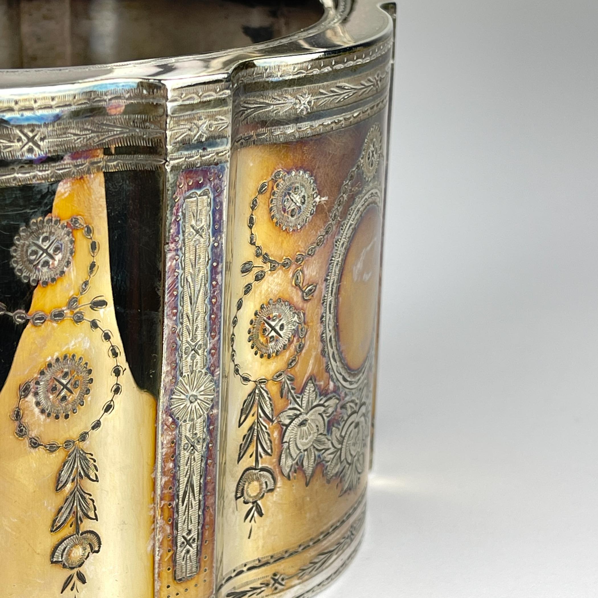 Antique silver plated coffee and tea set by Elkington & Co, England, 1880s For Sale 10
