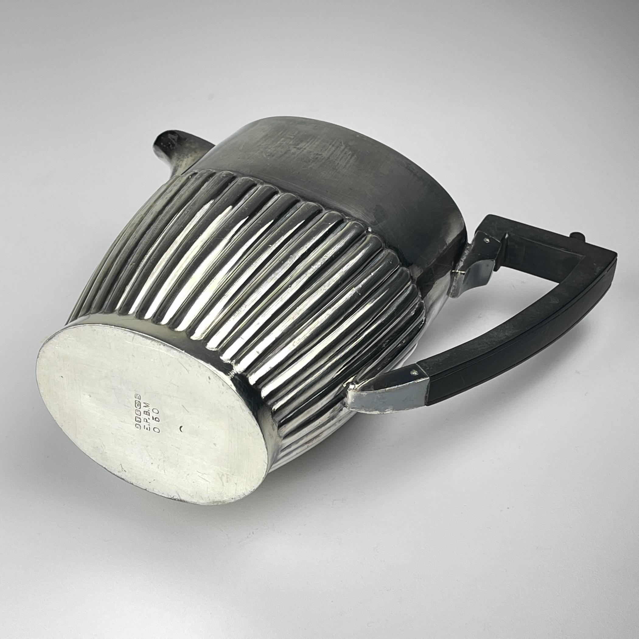 Silver Plate Antique silver plated coffee pot by Sheffield, England, 1890-1910s For Sale