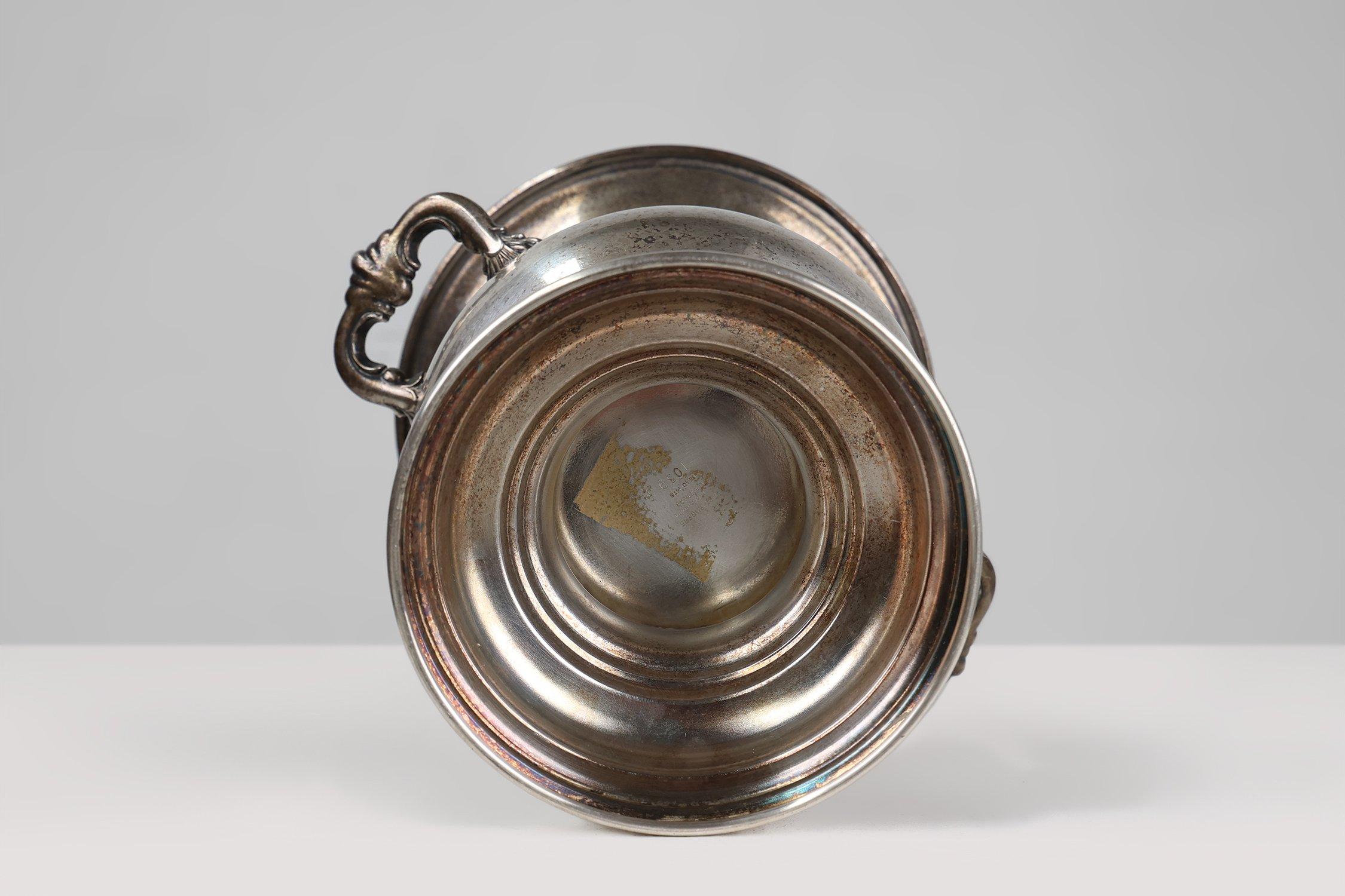 Antique Silver Plated Copper Champagne Bucket in Medicis Shape, 1890s For Sale 3