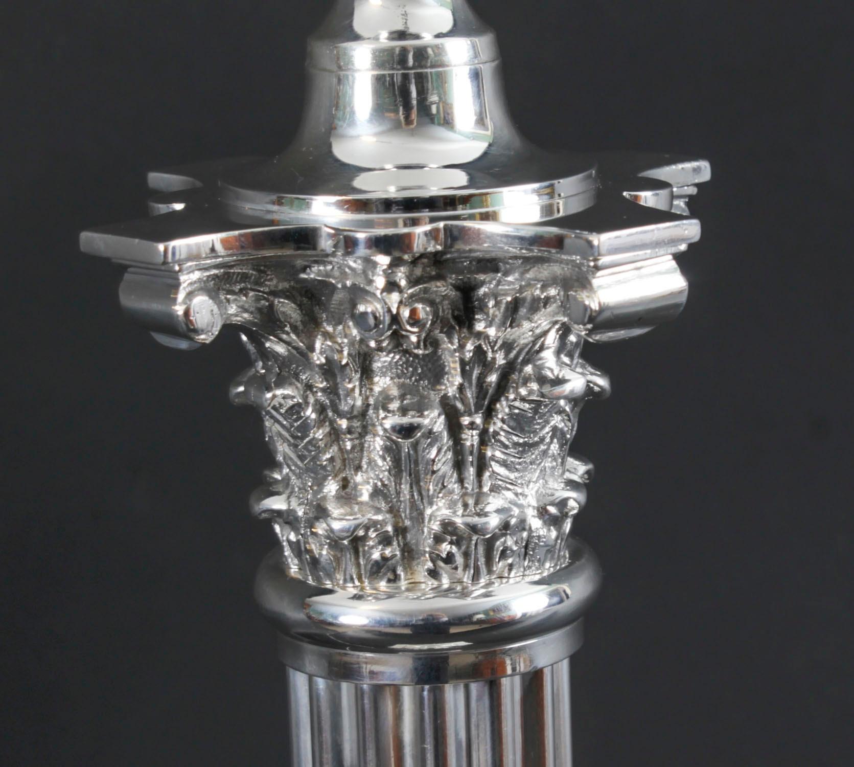 Ancienne lampe de table à colonne corinthienne plaquée argent Victorien 19ème siècle en vente 3
