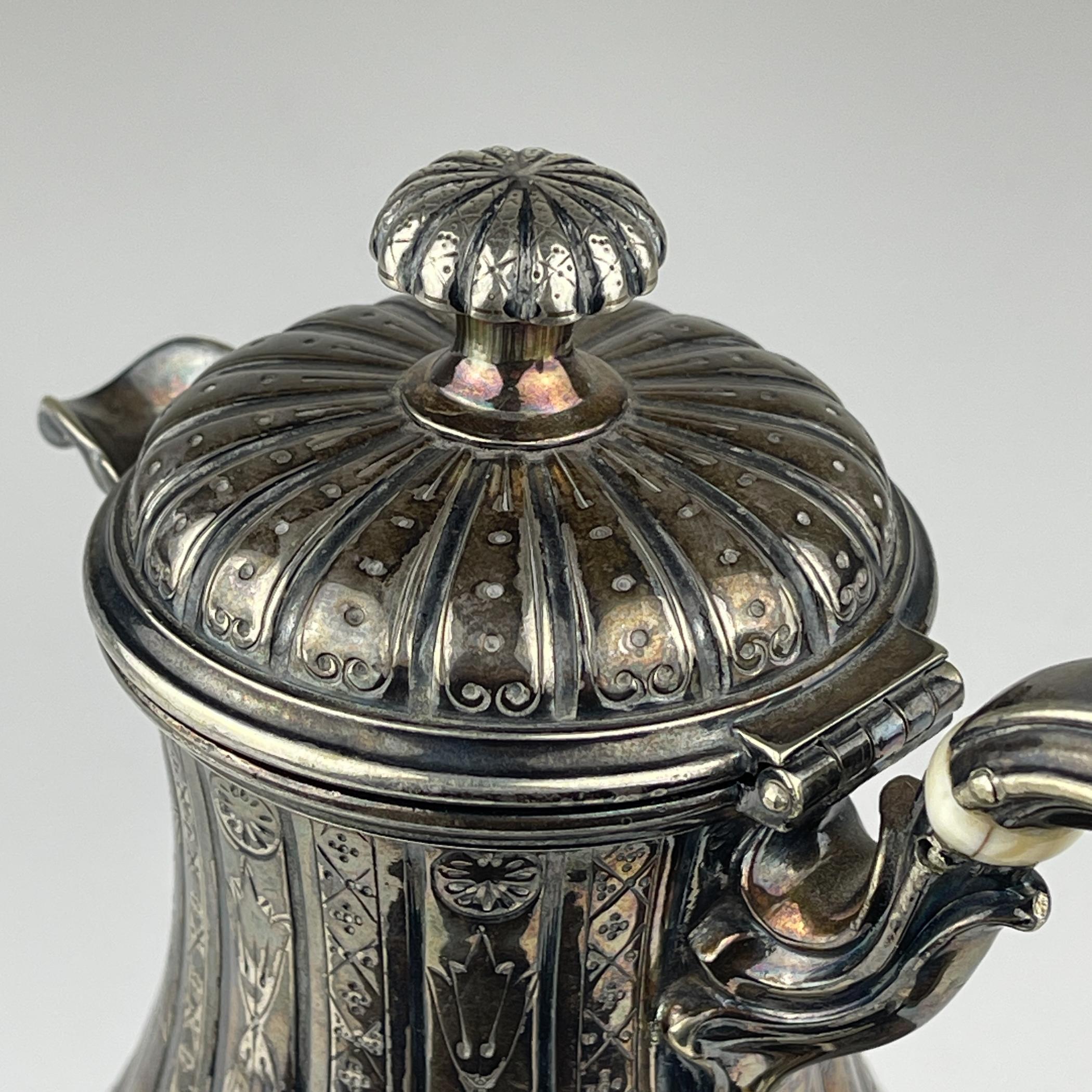 Antique silver plated creamer by Elkington & Co, England, 1880s For Sale 3