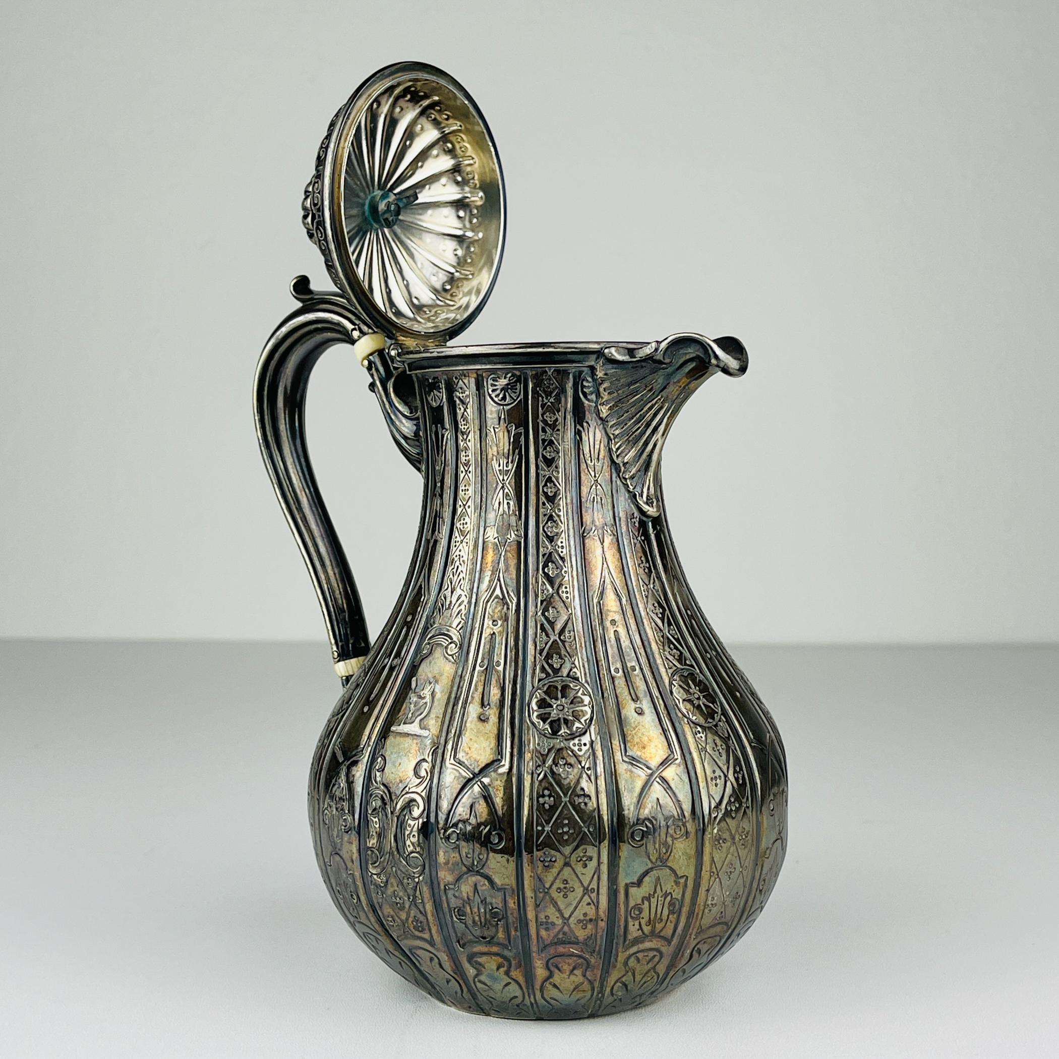 19th Century Antique silver plated creamer by Elkington & Co, England, 1880s For Sale