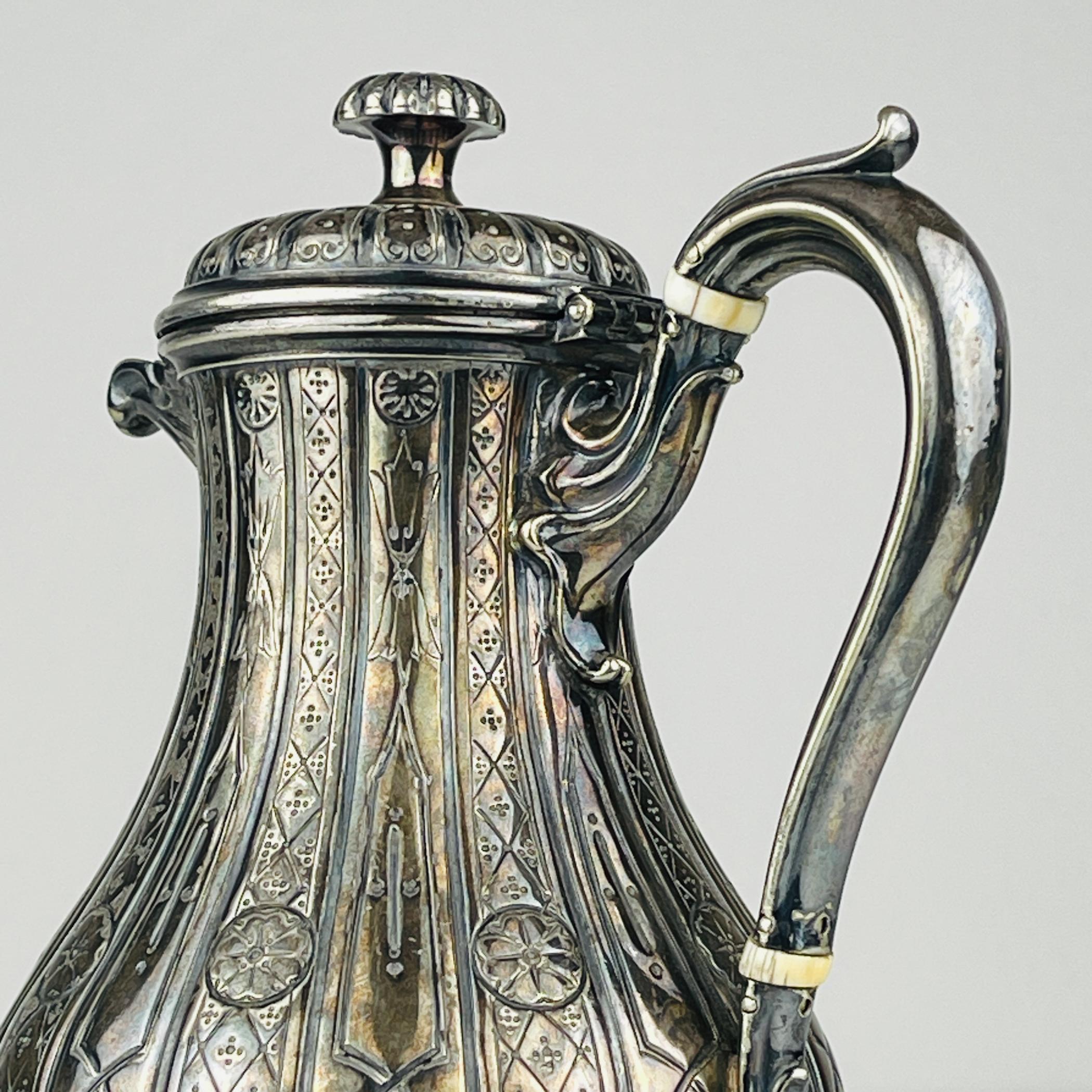 Silver Plate Antique silver plated creamer by Elkington & Co, England, 1880s For Sale