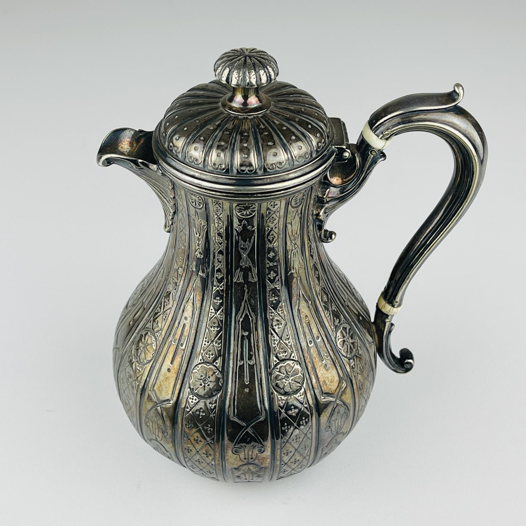 Antique silver plated creamer by Elkington & Co, England, 1880s For Sale 1