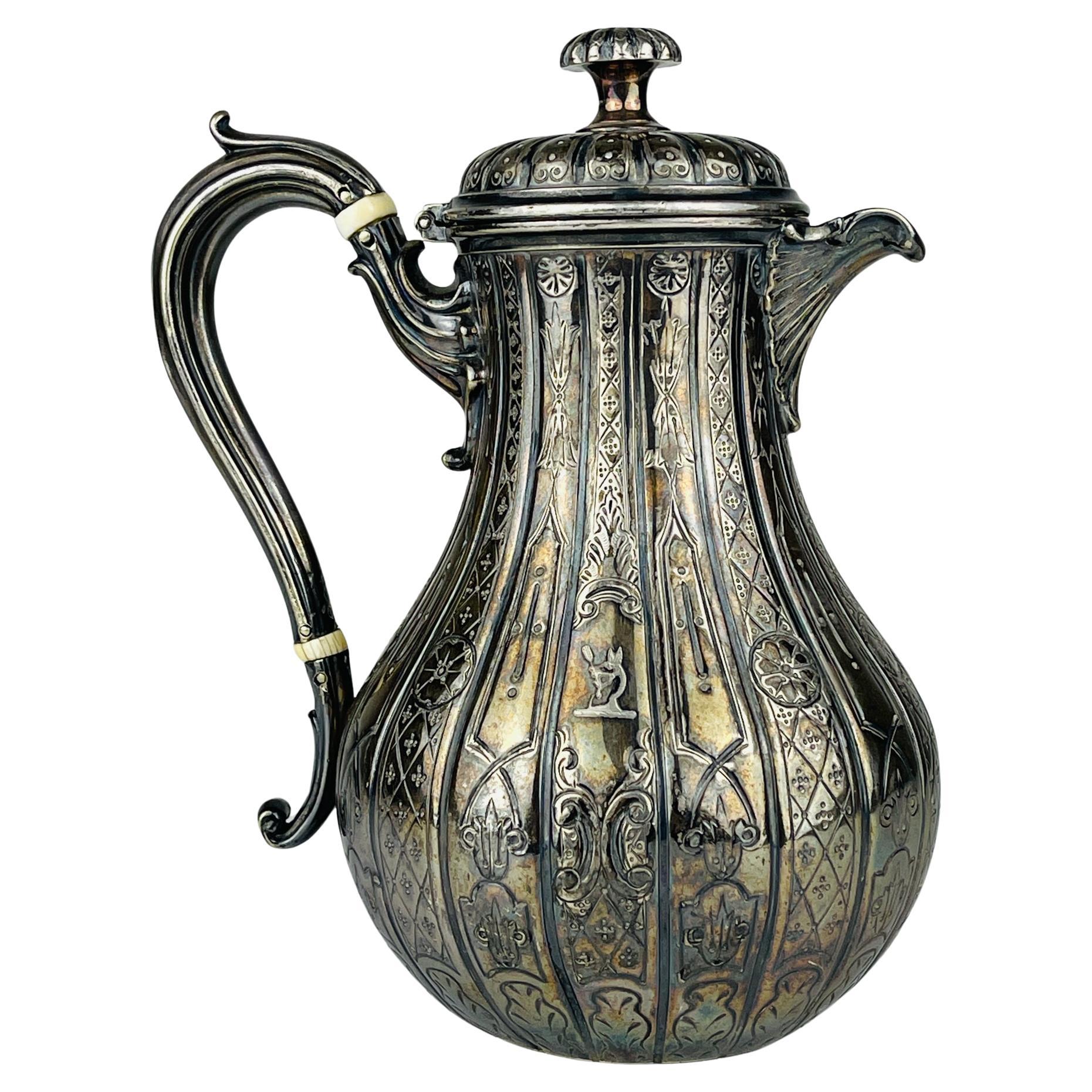 Cremera antigua bañada en plata de Elkington & Co, Inglaterra, década de 1880