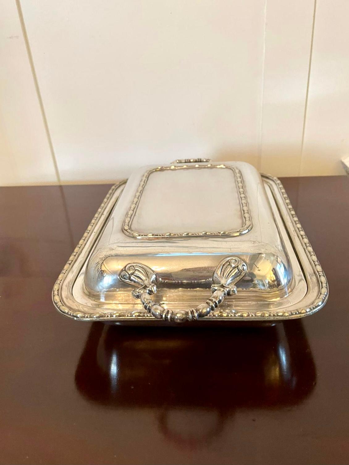 Antique Silver Plated Entrée Dish In Good Condition For Sale In Suffolk, GB