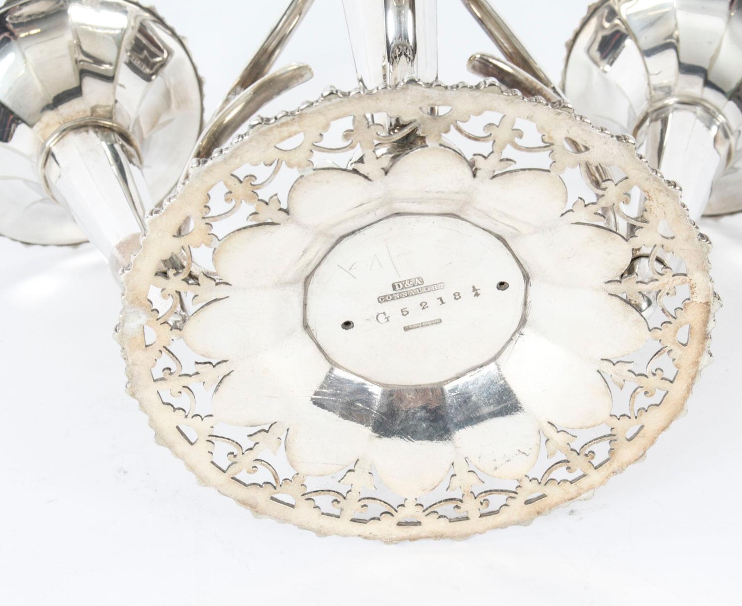 Antique Silver Plated Epergne Vase by Daniel & Arter, 19th C In Good Condition In London, GB