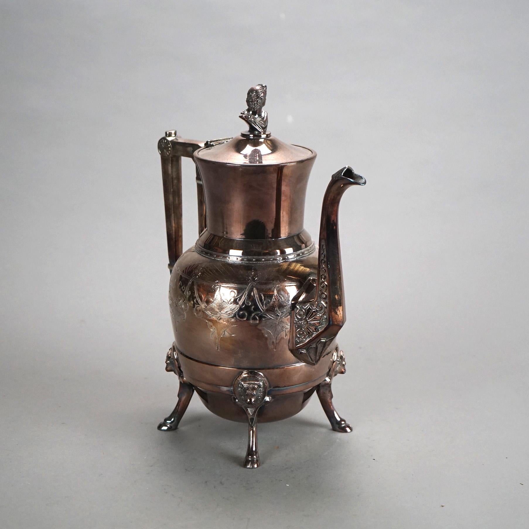 Plaqué argent Théière figurative ancienne en métal argenté, vers 1890 en vente