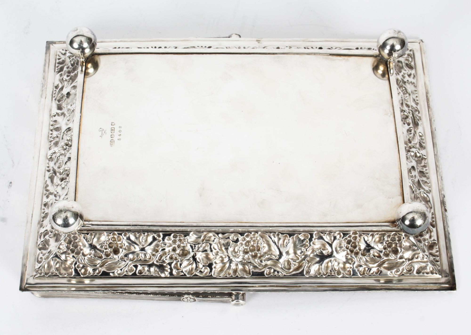 Antique Silver Plated Fruit Basket by Roberts & Belk 19th C 2