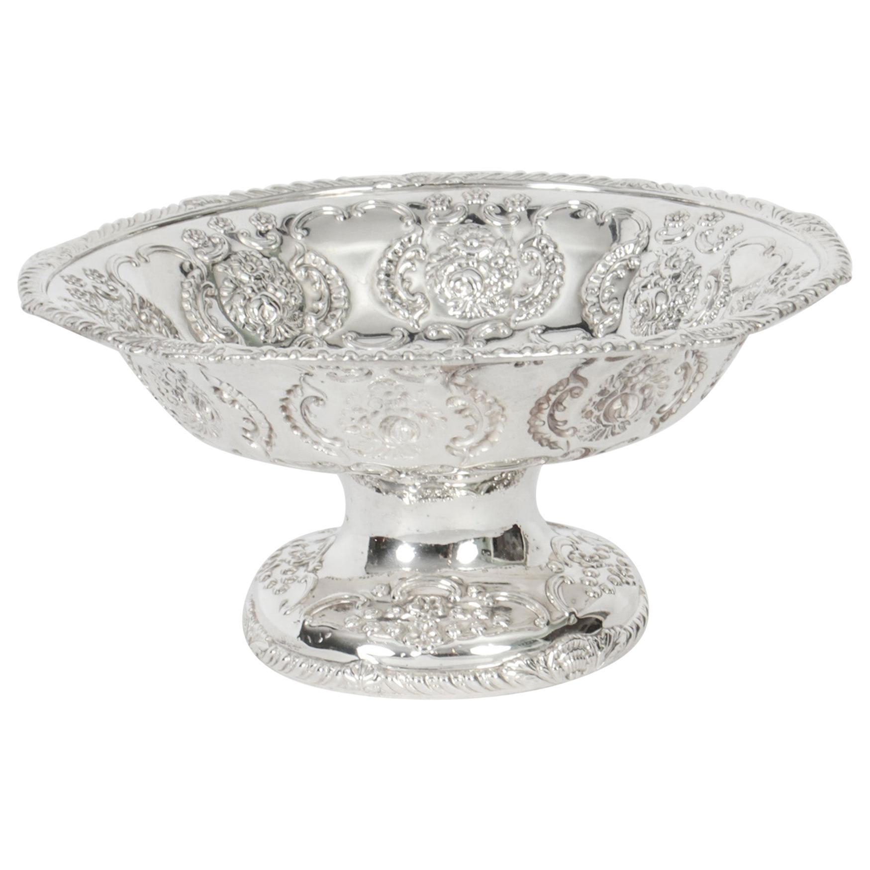 Elegant Floral Silver-Plated Fruit Bowl
