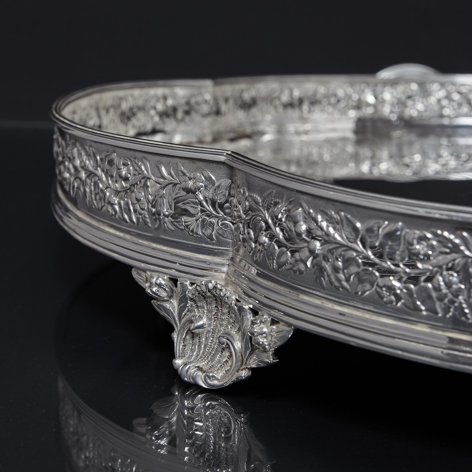 Antique silver-plated gallery tray For Sale 4