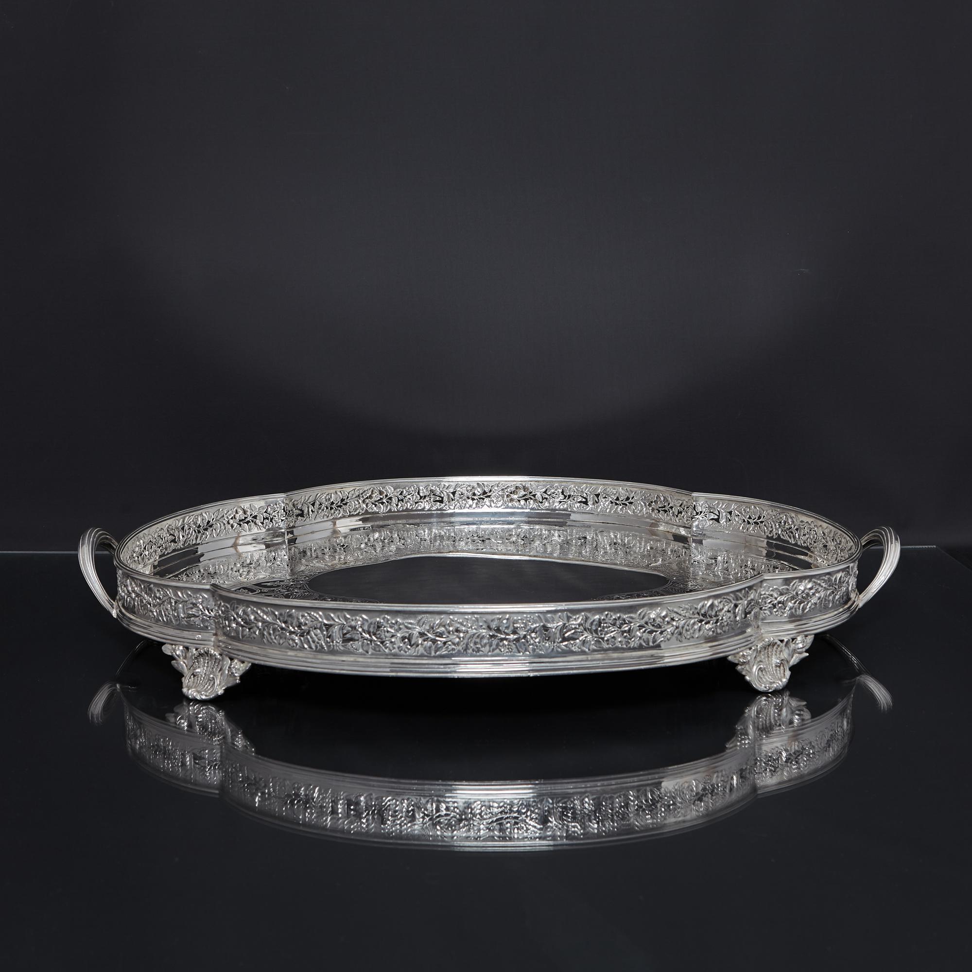 Antique silver-plated gallery tray In Good Condition For Sale In London, GB
