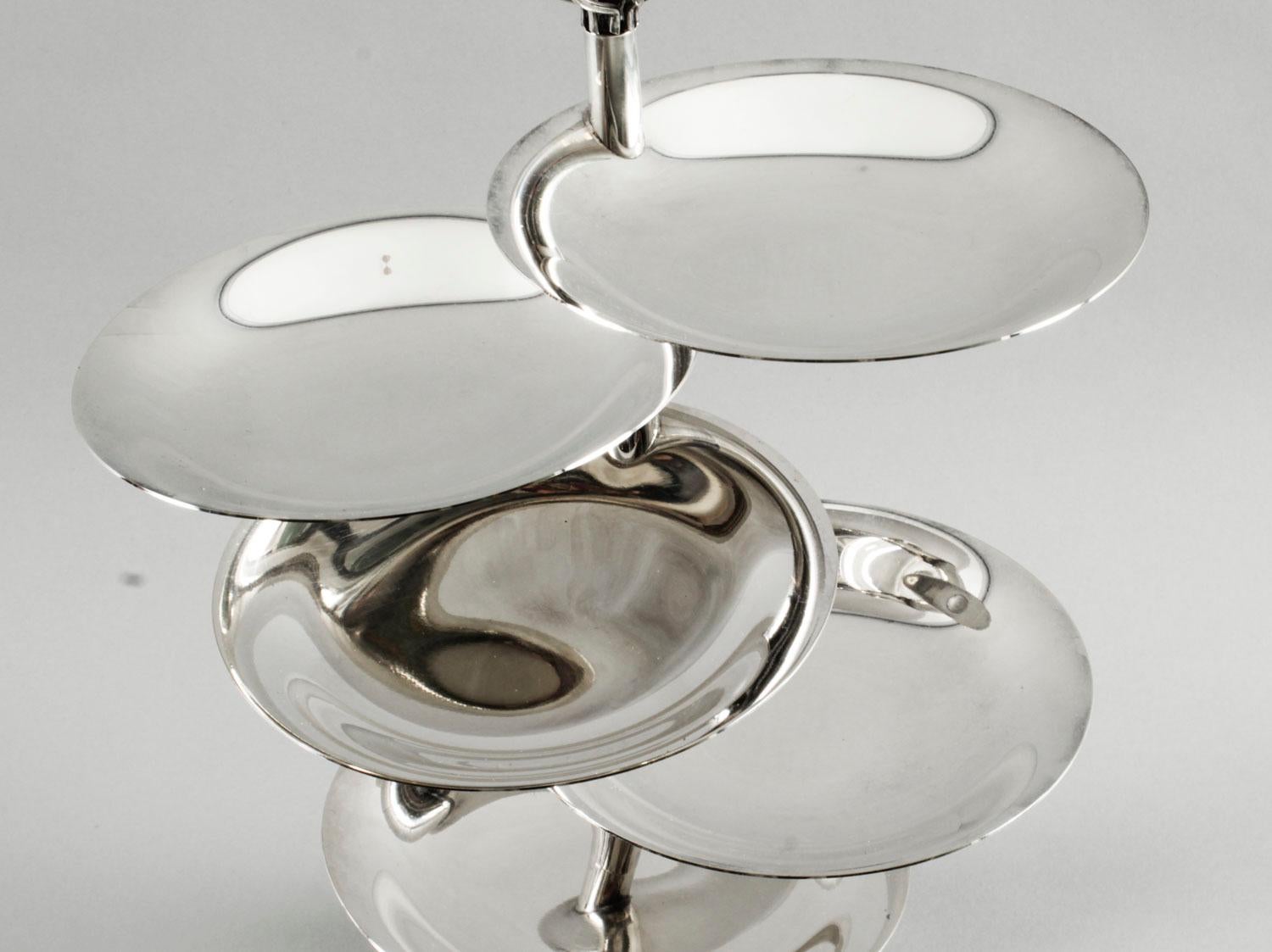 Fin du XIXe siècle Antique Silver Plated Hors d'oeuvres Stand by Christofle 19th C. en vente