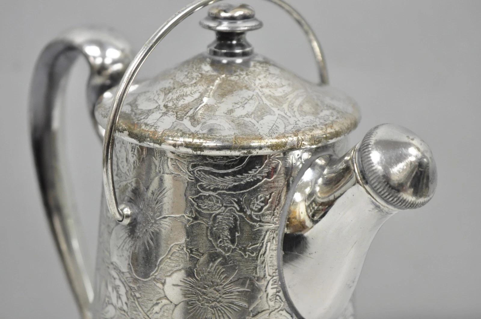 Antica brocca Shakers per Martini placcata in argento 